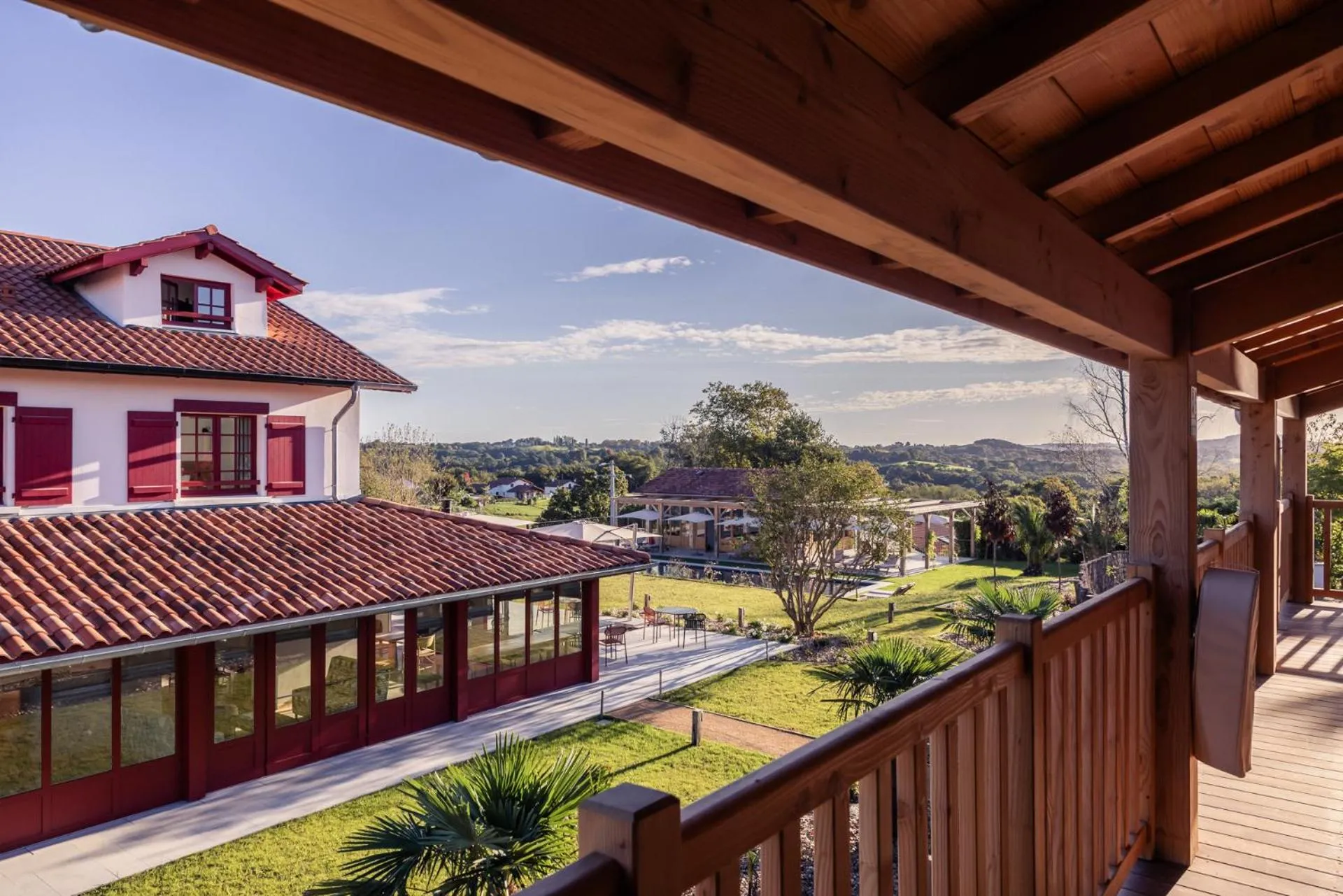 Natural landscape in Hôtel INDARRA & SPA - Piscine