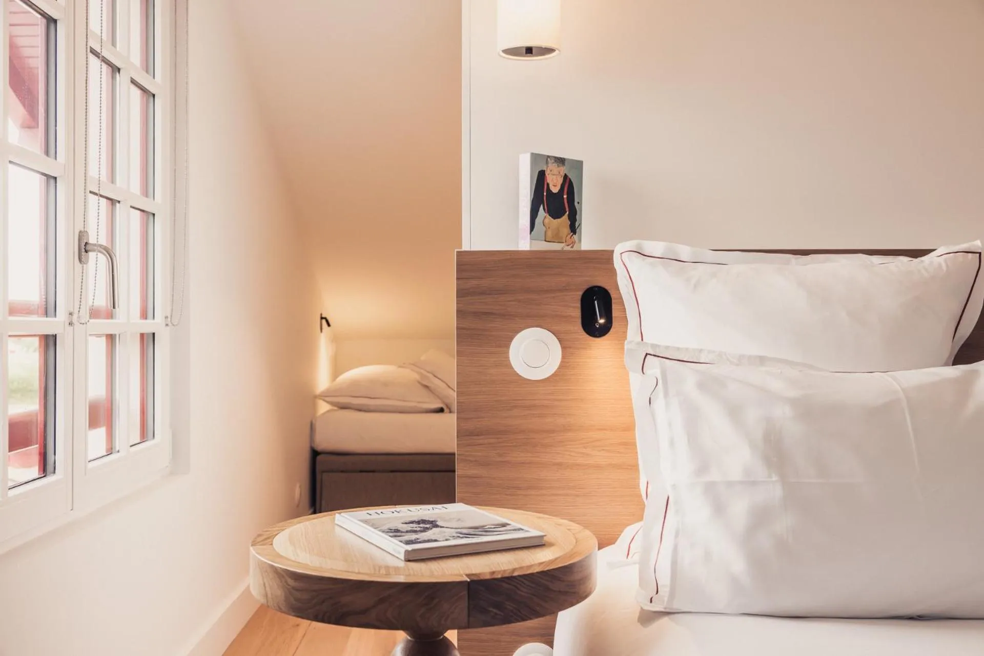 Photo of the whole room, Bed in Hôtel INDARRA & SPA - Piscine