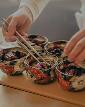 Restaurant/places to eat in Oakley Court