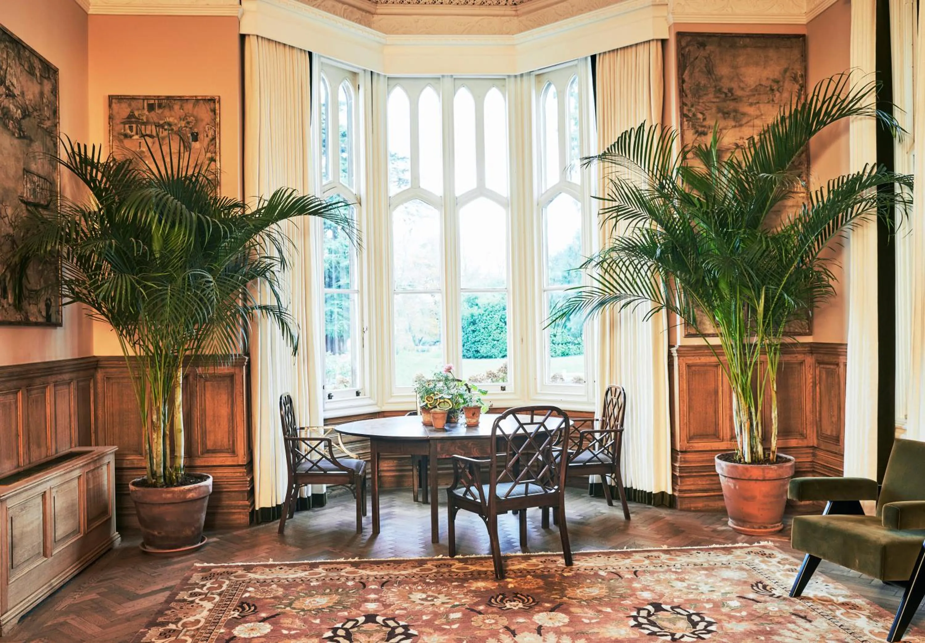 Seating area in Oakley Court