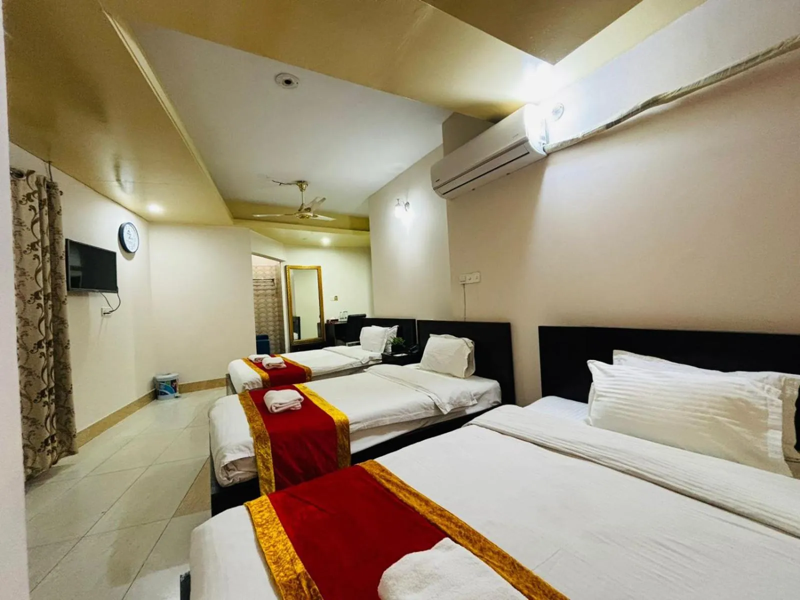 Bed in Hotel Progati Inn Ltd.