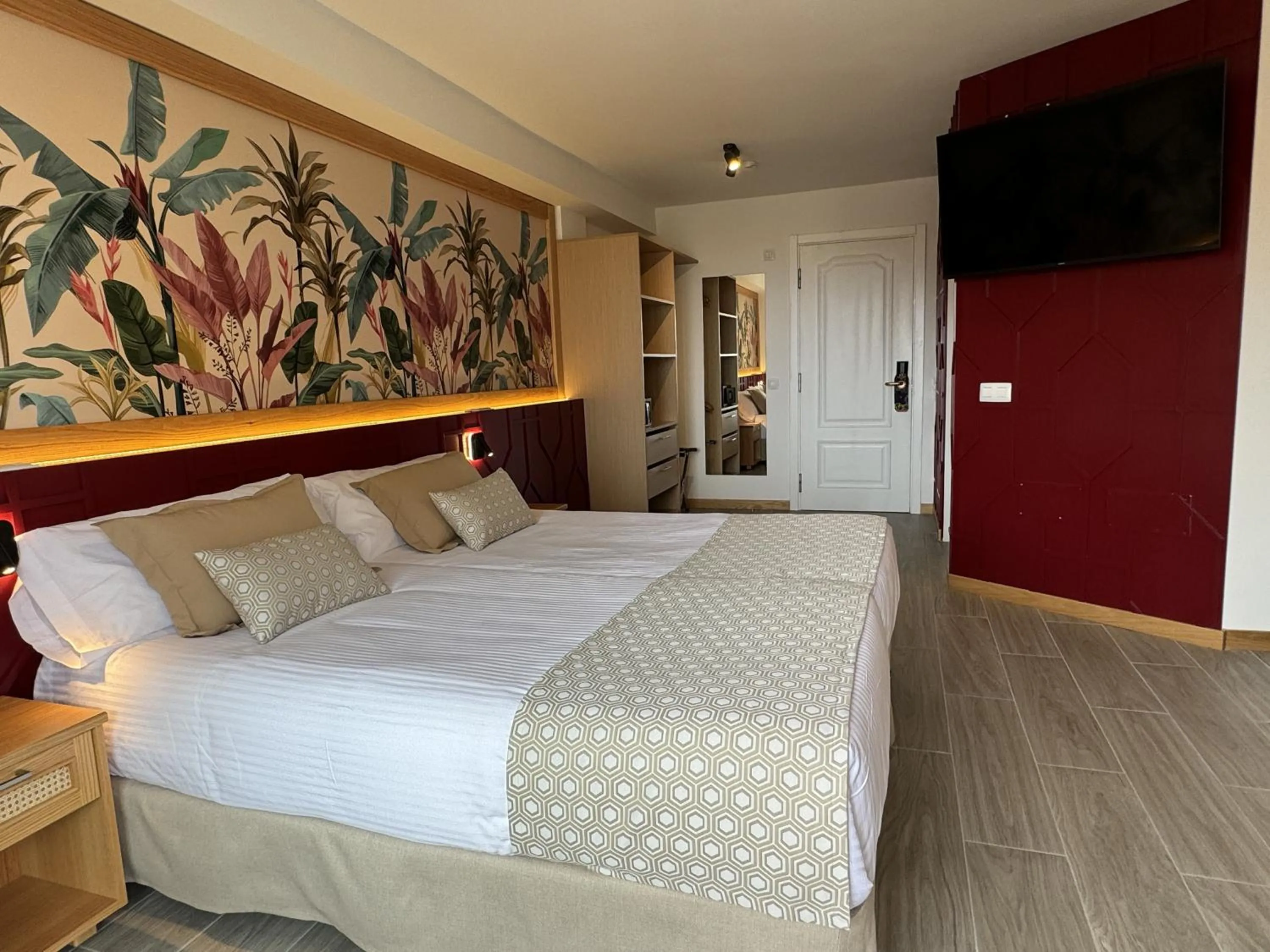 Bed in Skyview Hotel Tenerife