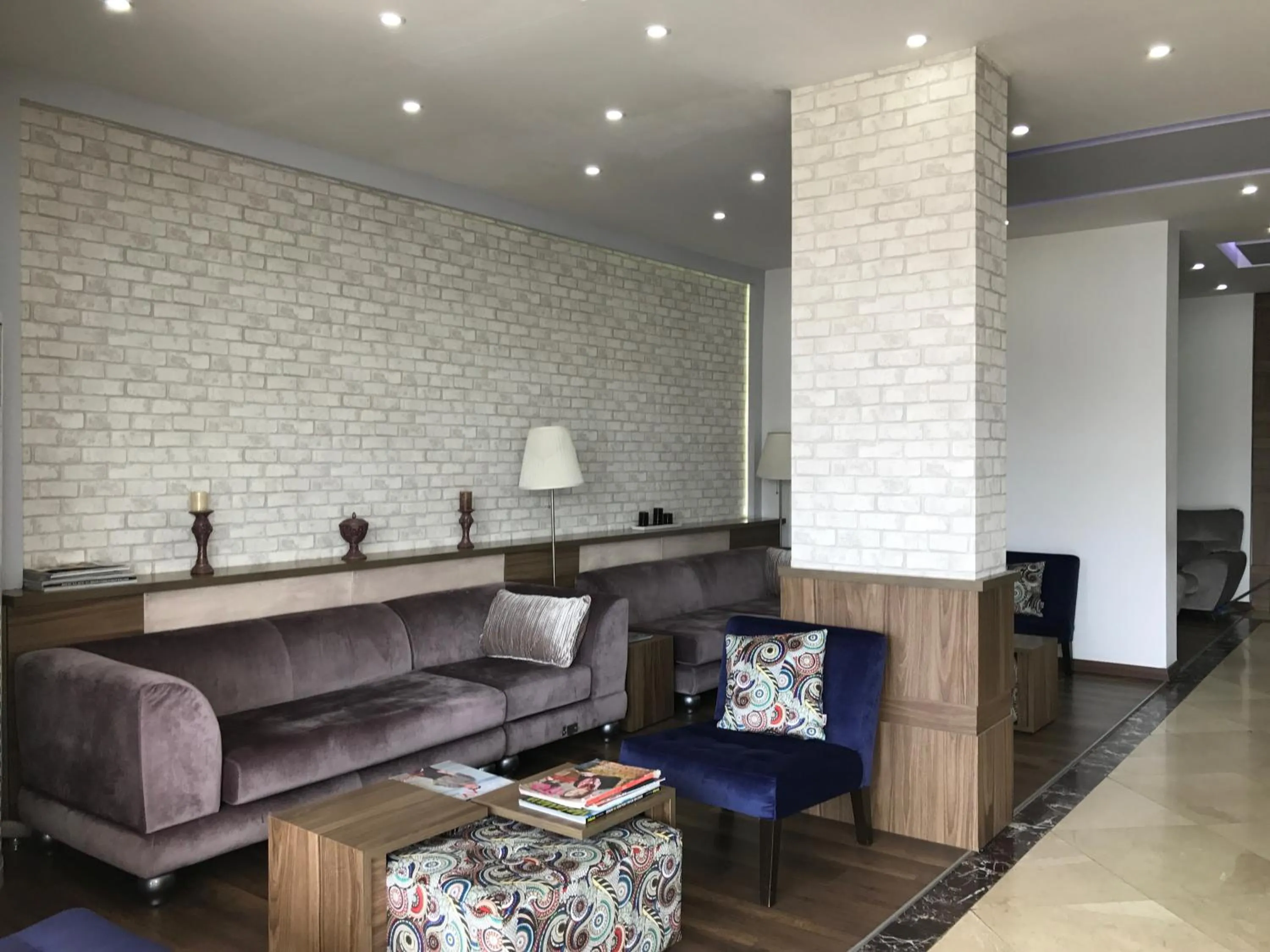 Lobby or reception in Hande Hotel