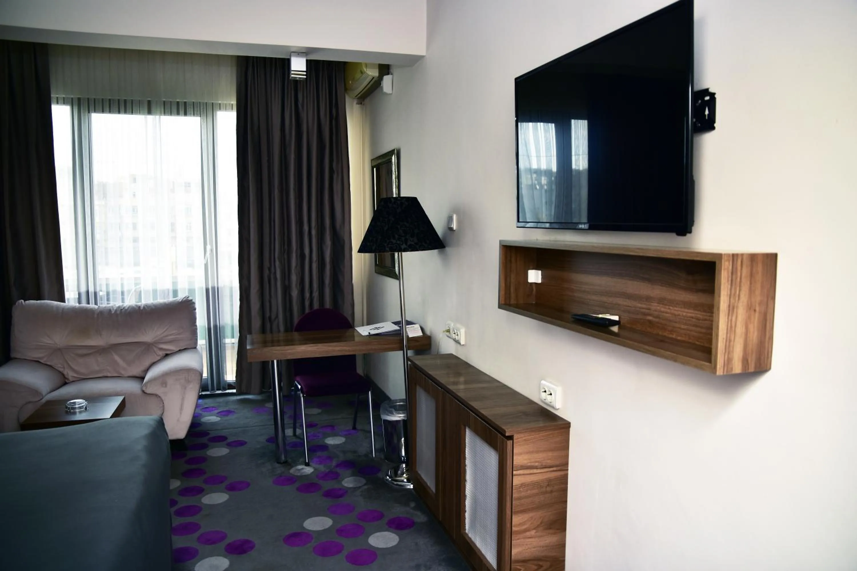 TV and multimedia in Hande Hotel