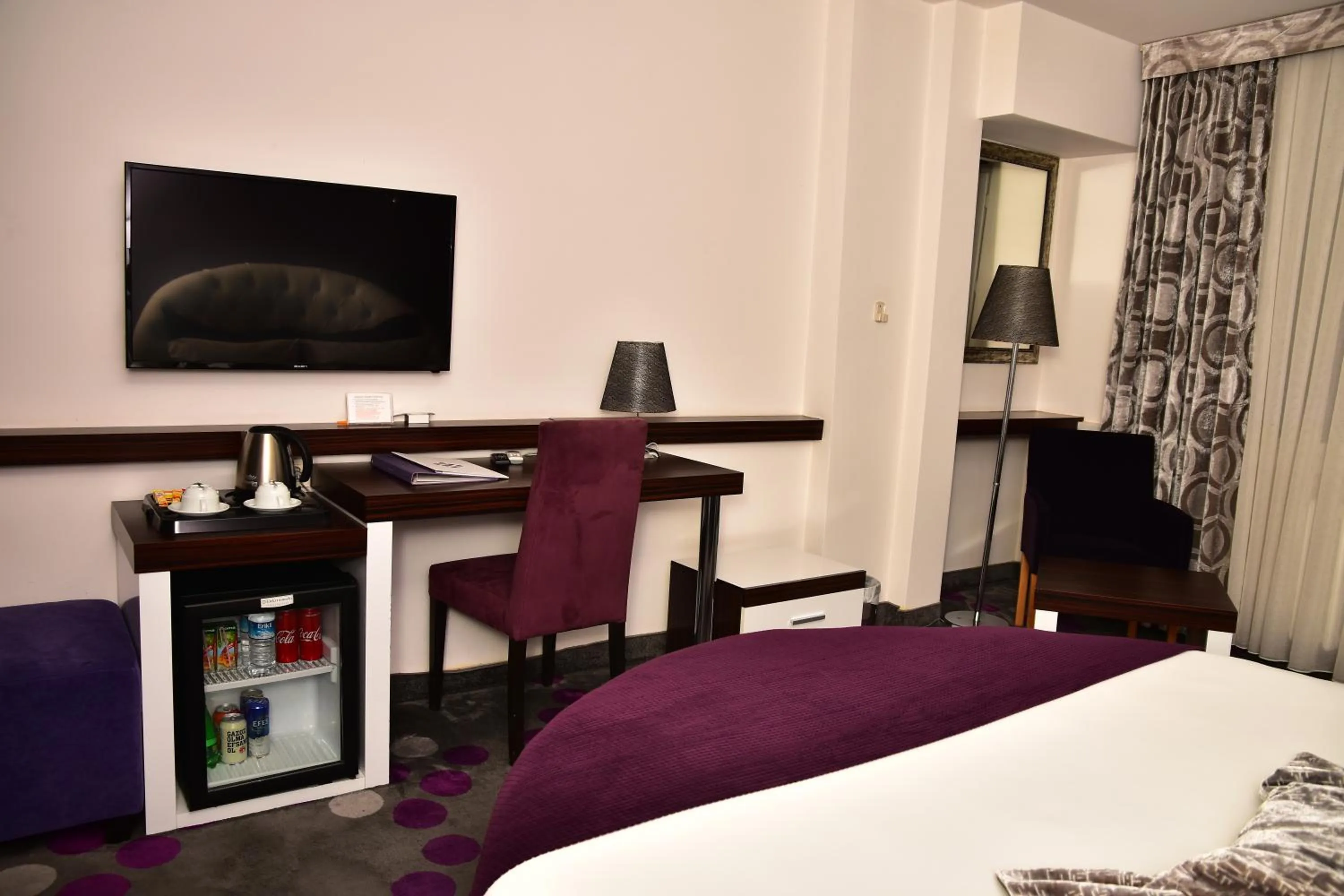 Shower in Hande Hotel