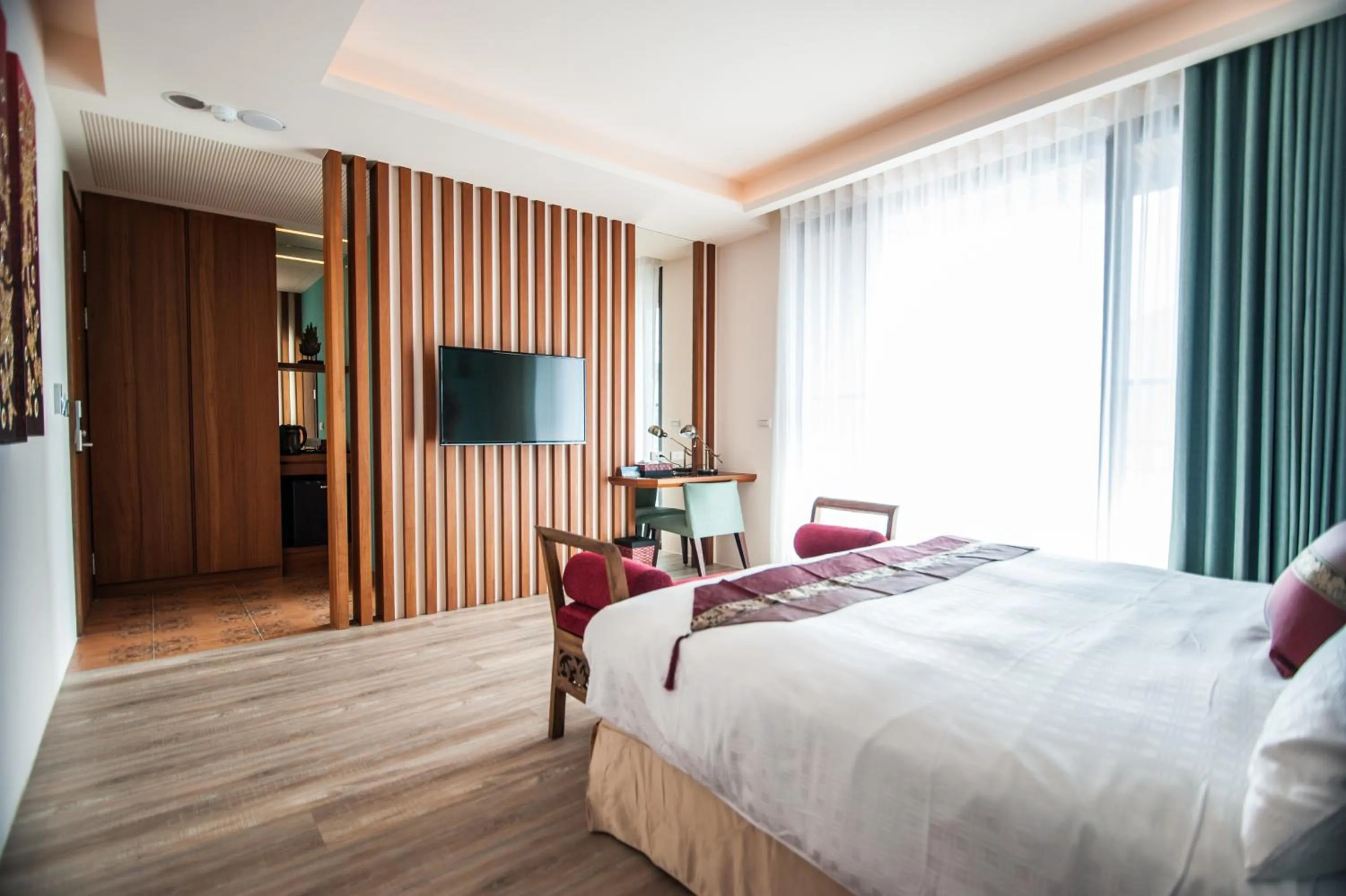 Photo of the whole room, Bed in Dreamer Boutique Hotel