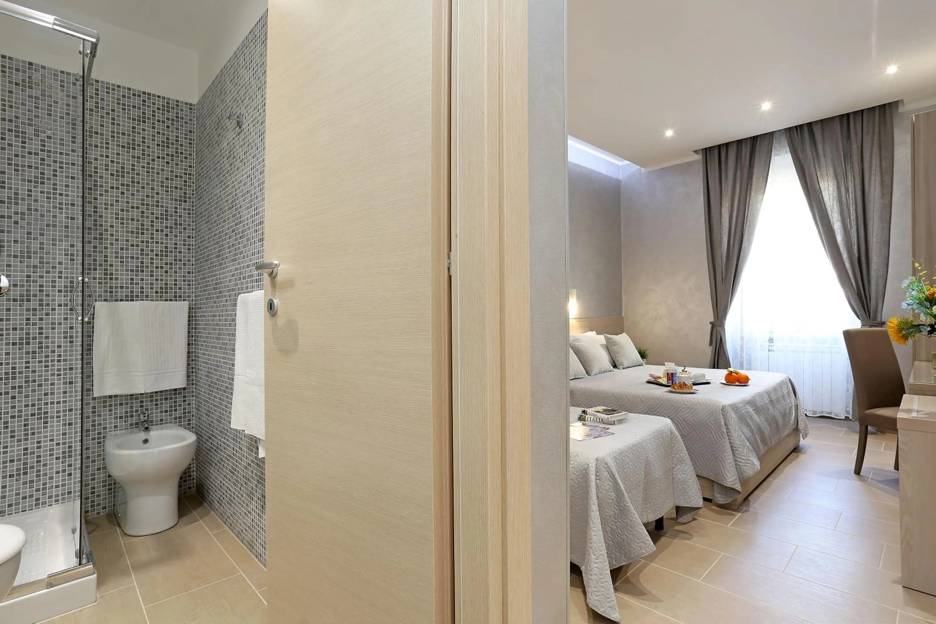 Bedroom, Bed in AdoraSuite 2