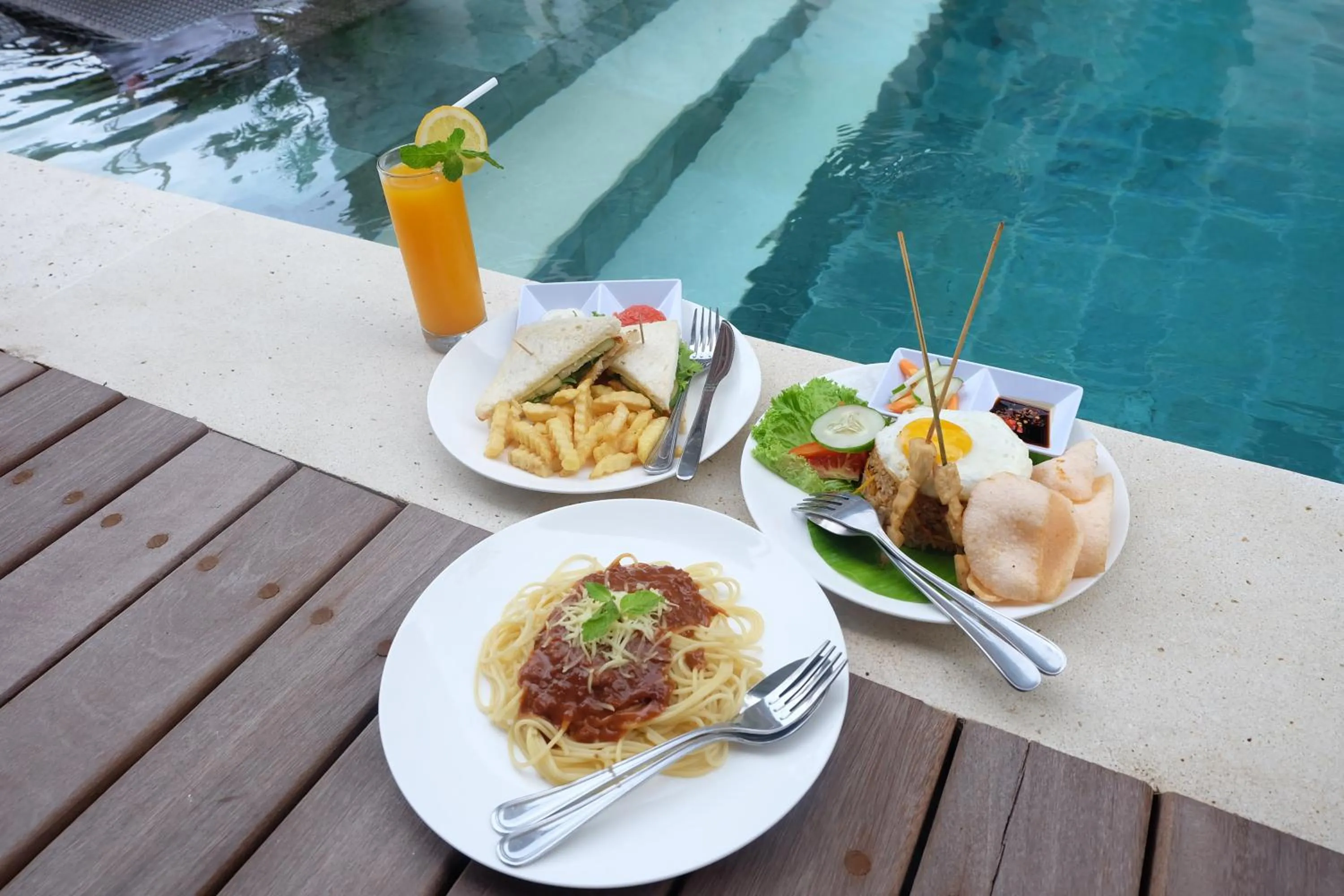 American breakfast in Mahana Living