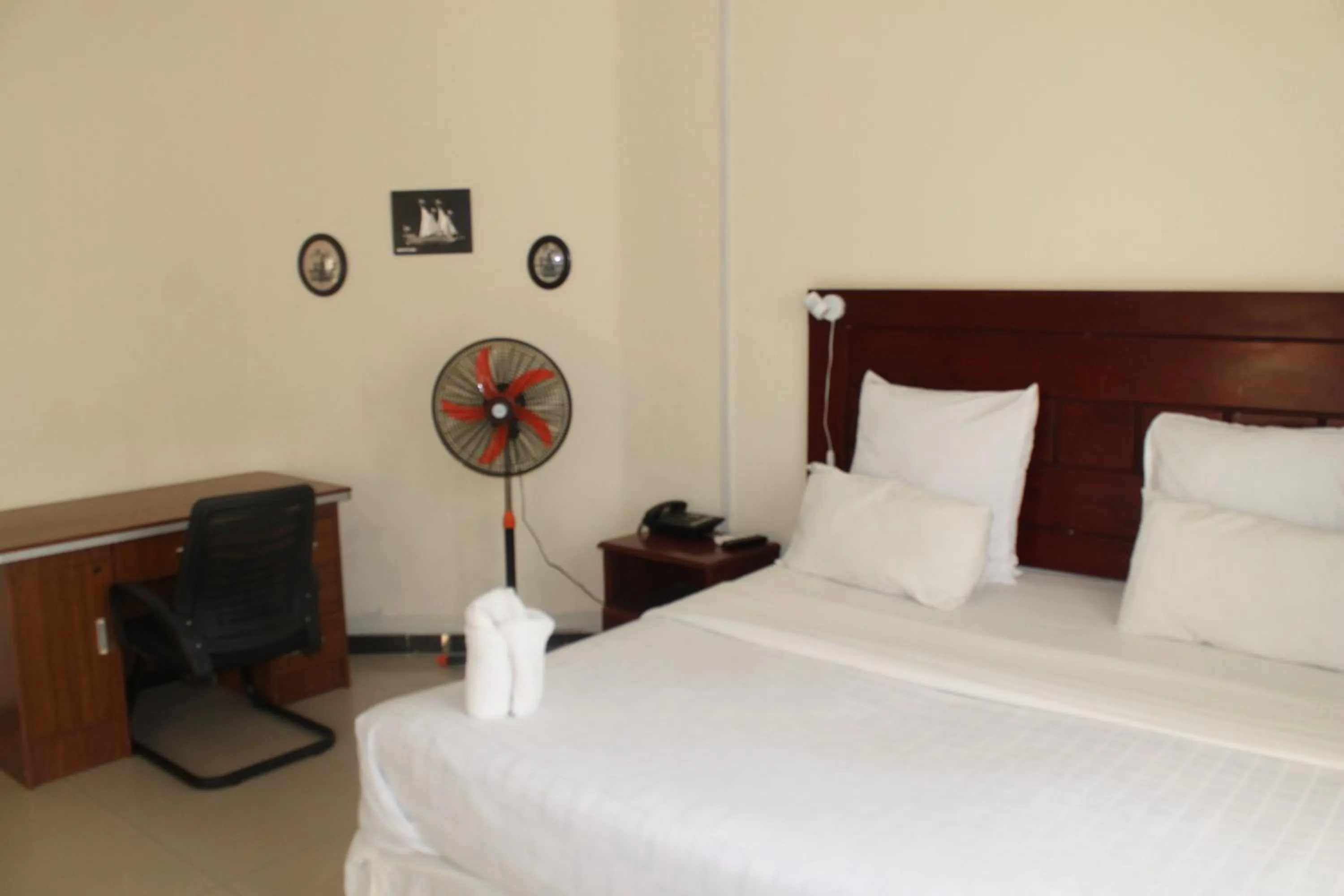 Bed in Honeybed Lodge