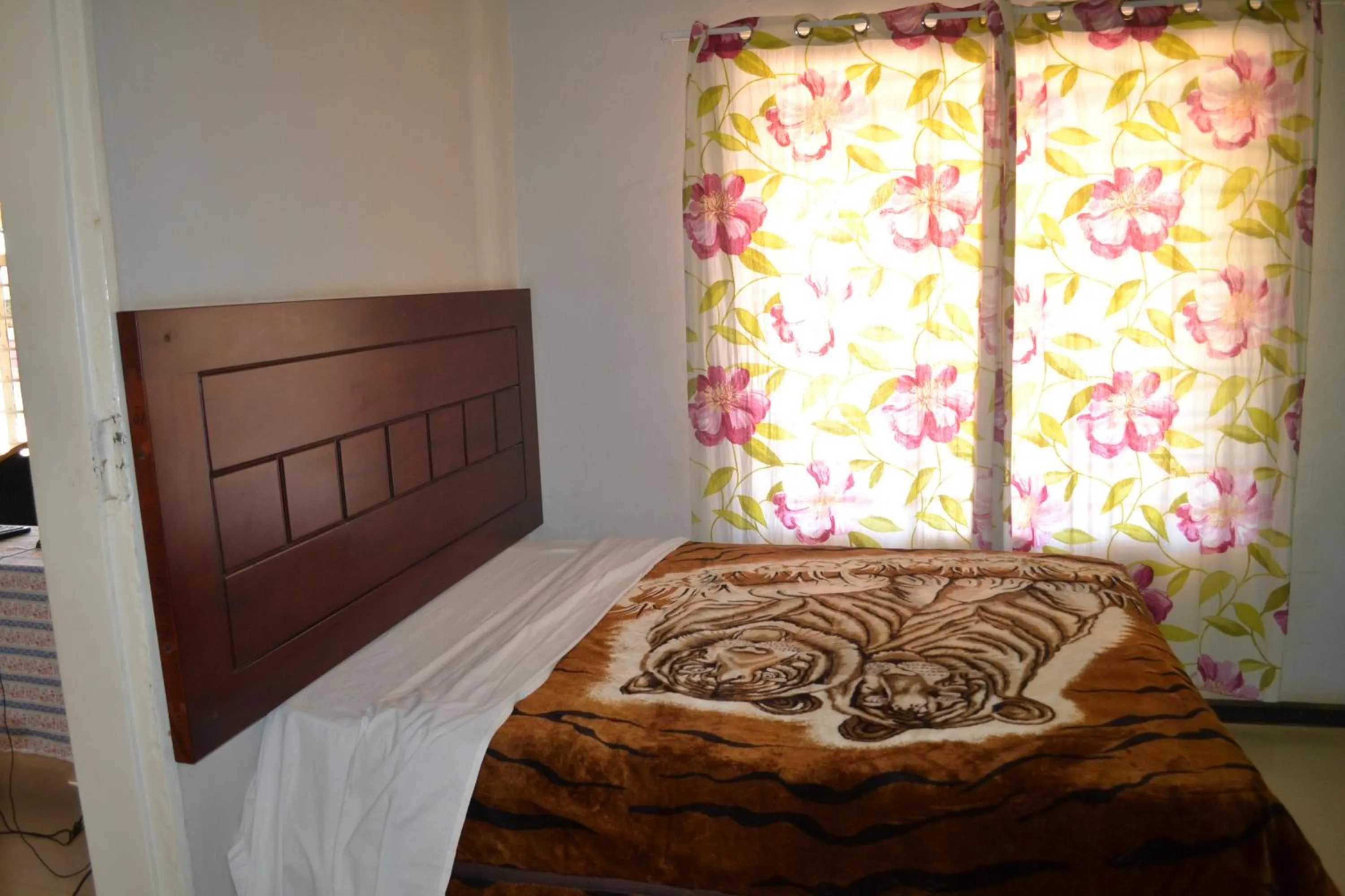 Bed in Honeybed Lodge