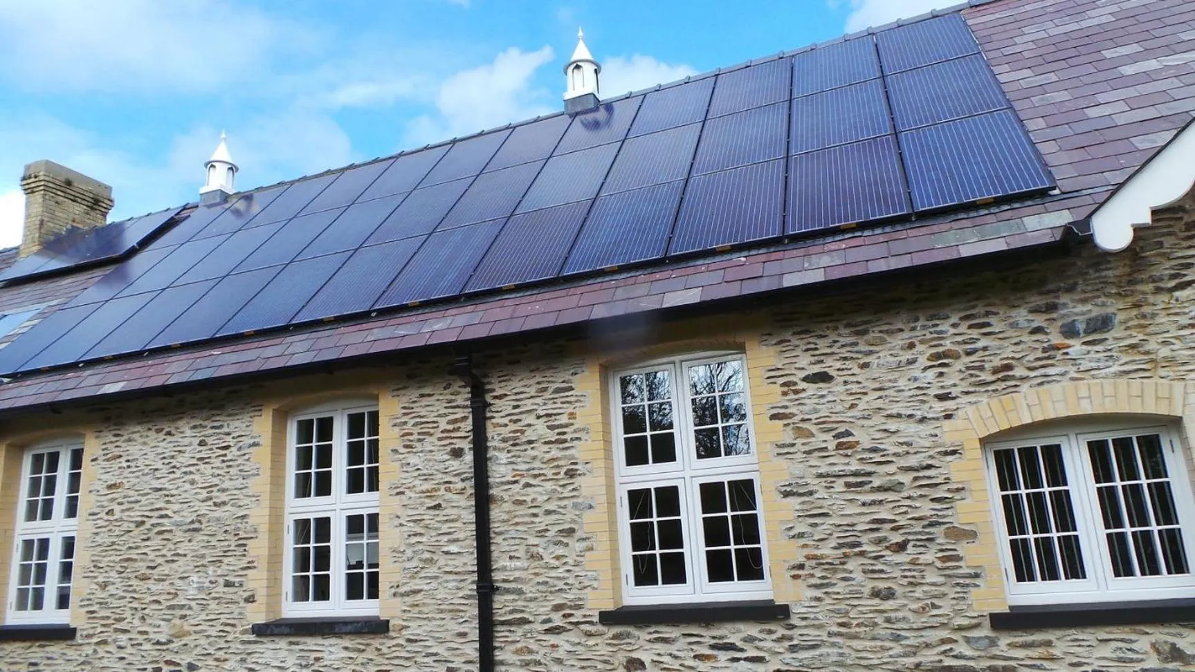 Property building in Old School B & B