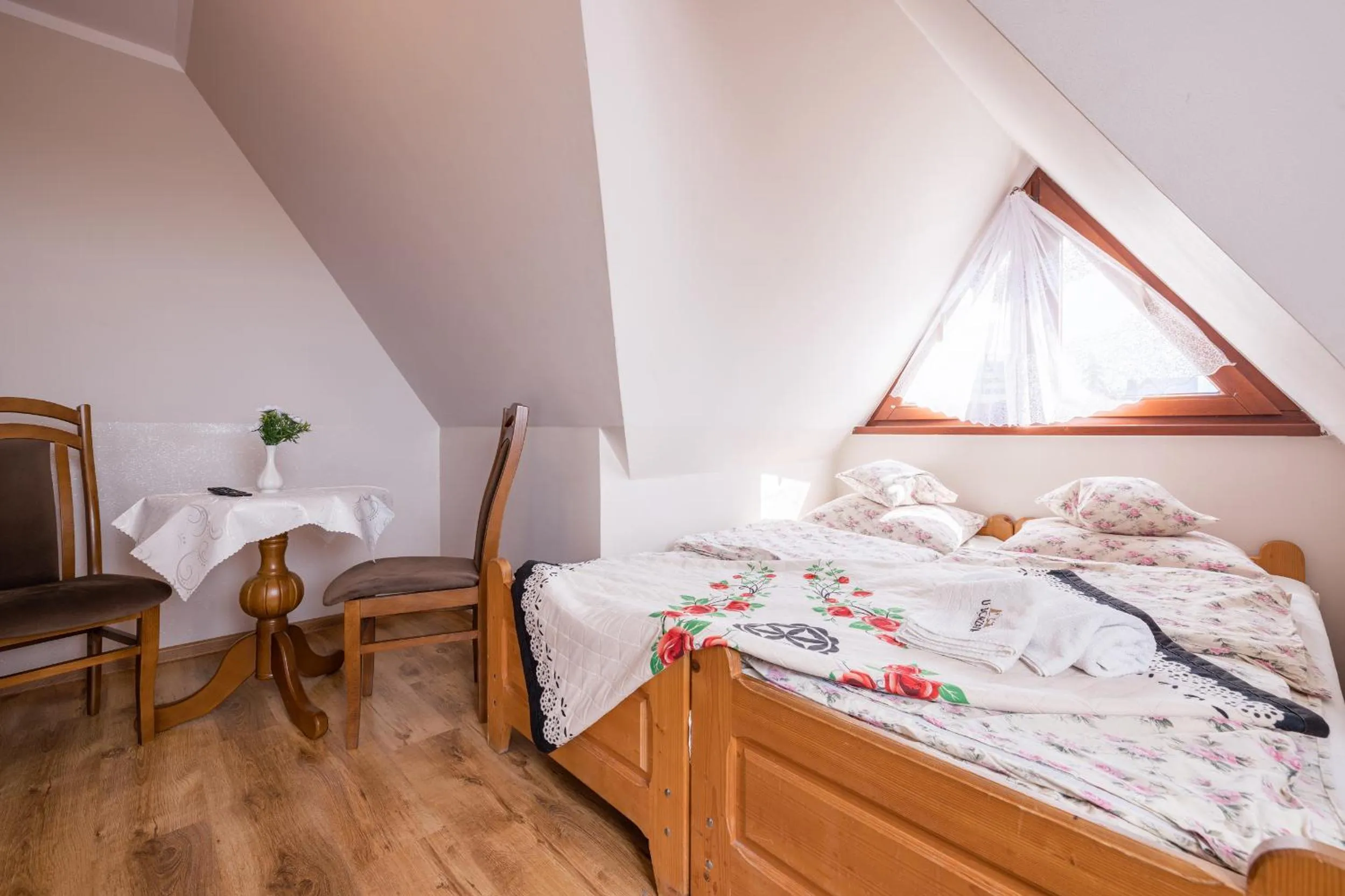 Bed in Pokoje u Borzana