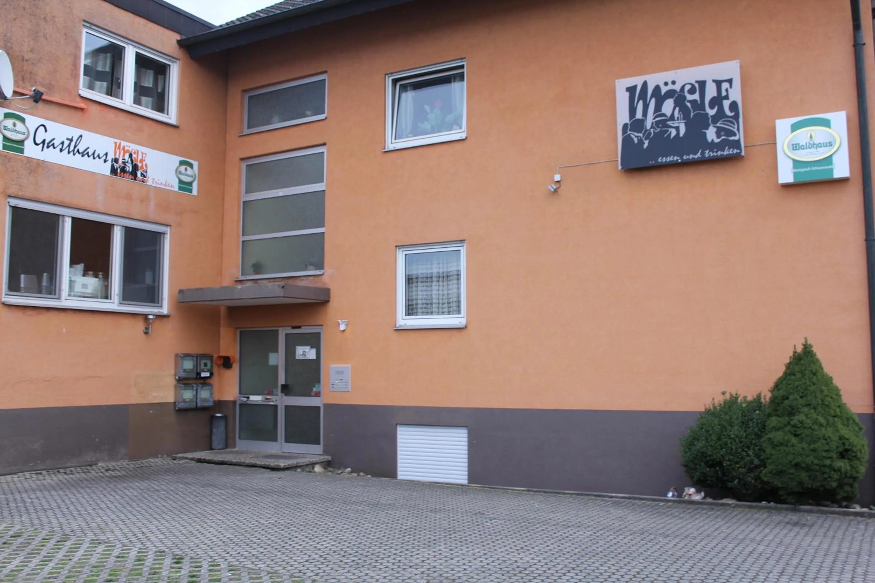 Property building in Gasthaus Mösle