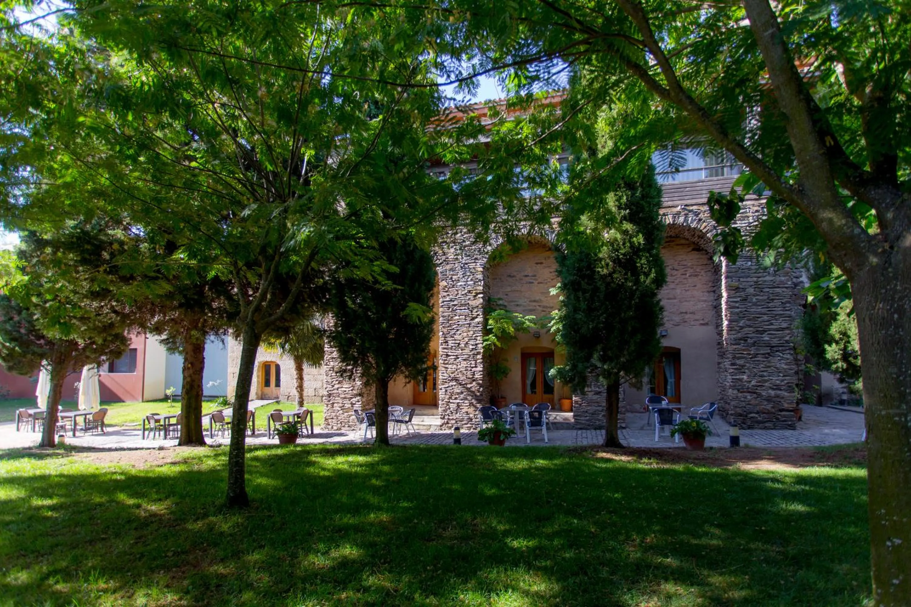 Garden in Hotel Puente de Alconétar
