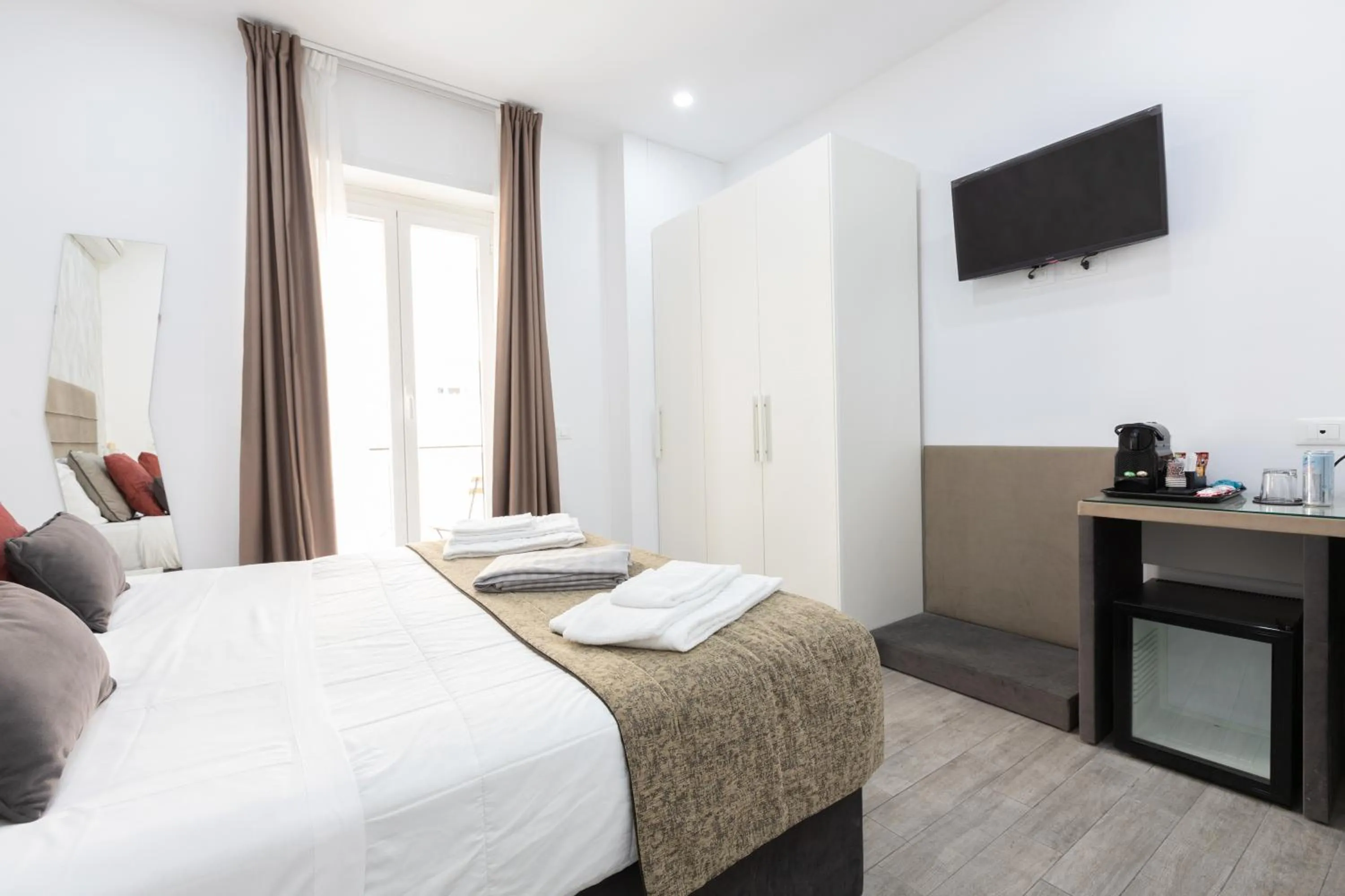 Bed in 247 Luxury Rooms Trastevere