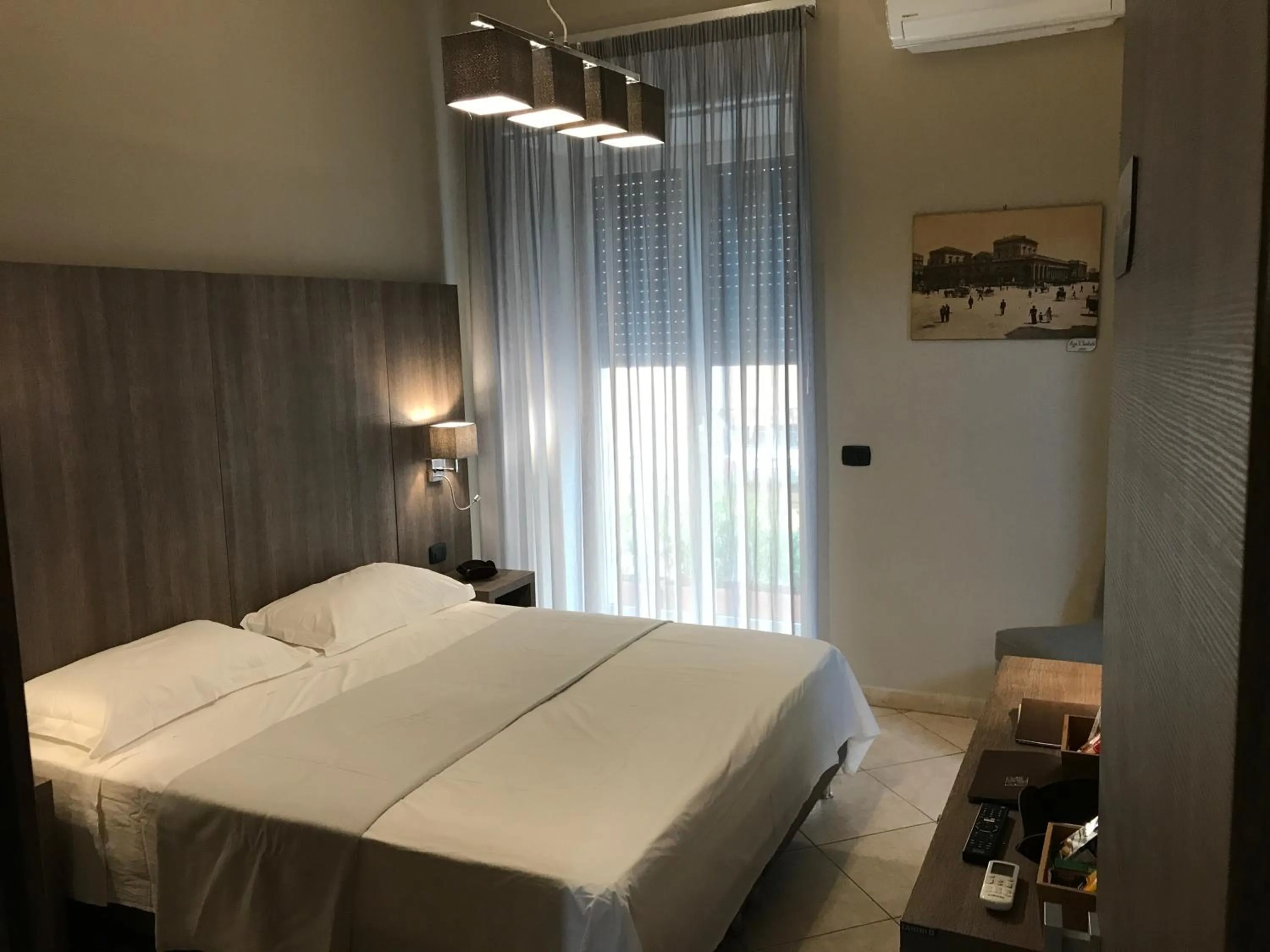Property building, Bed in Napoli Com'era