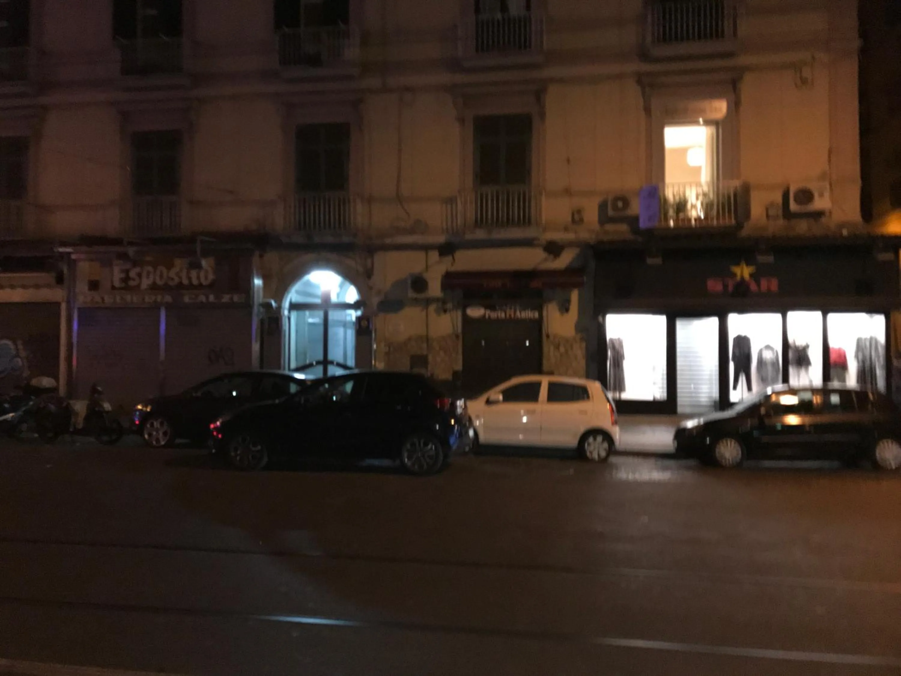 Property building in Napoli Com'era