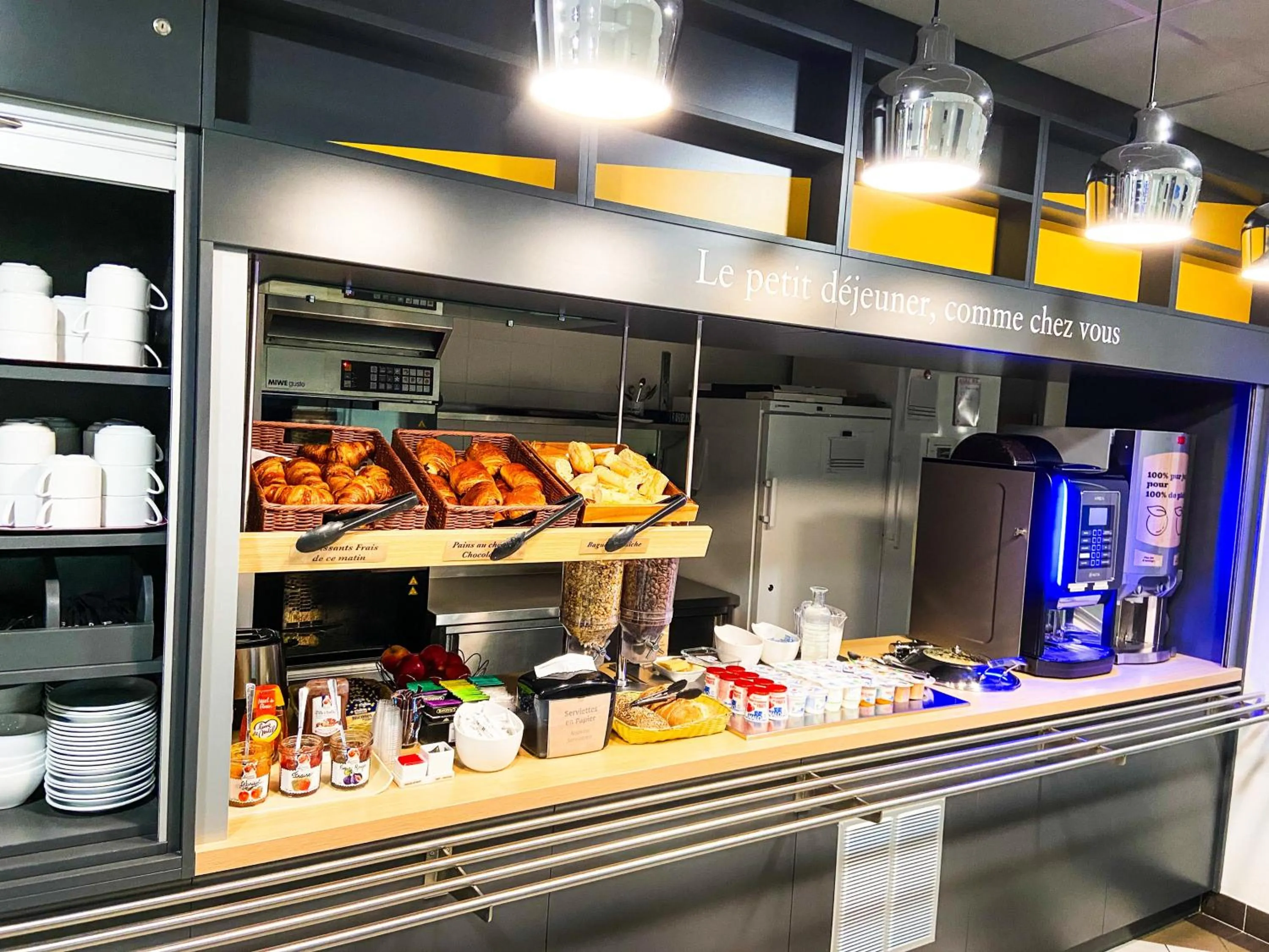 Breakfast in B&B HOTEL Valence TGV Romans