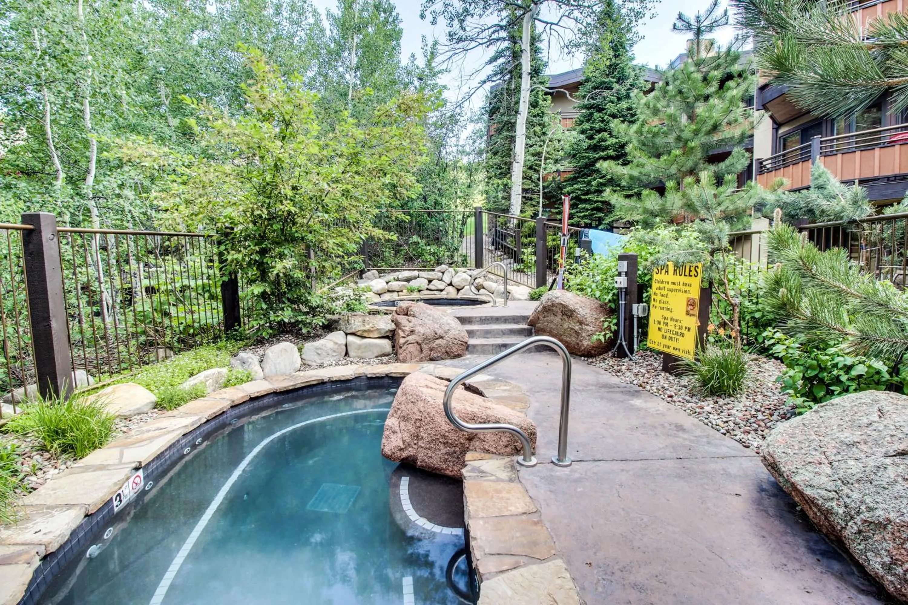 Cozy Slopeside Condo