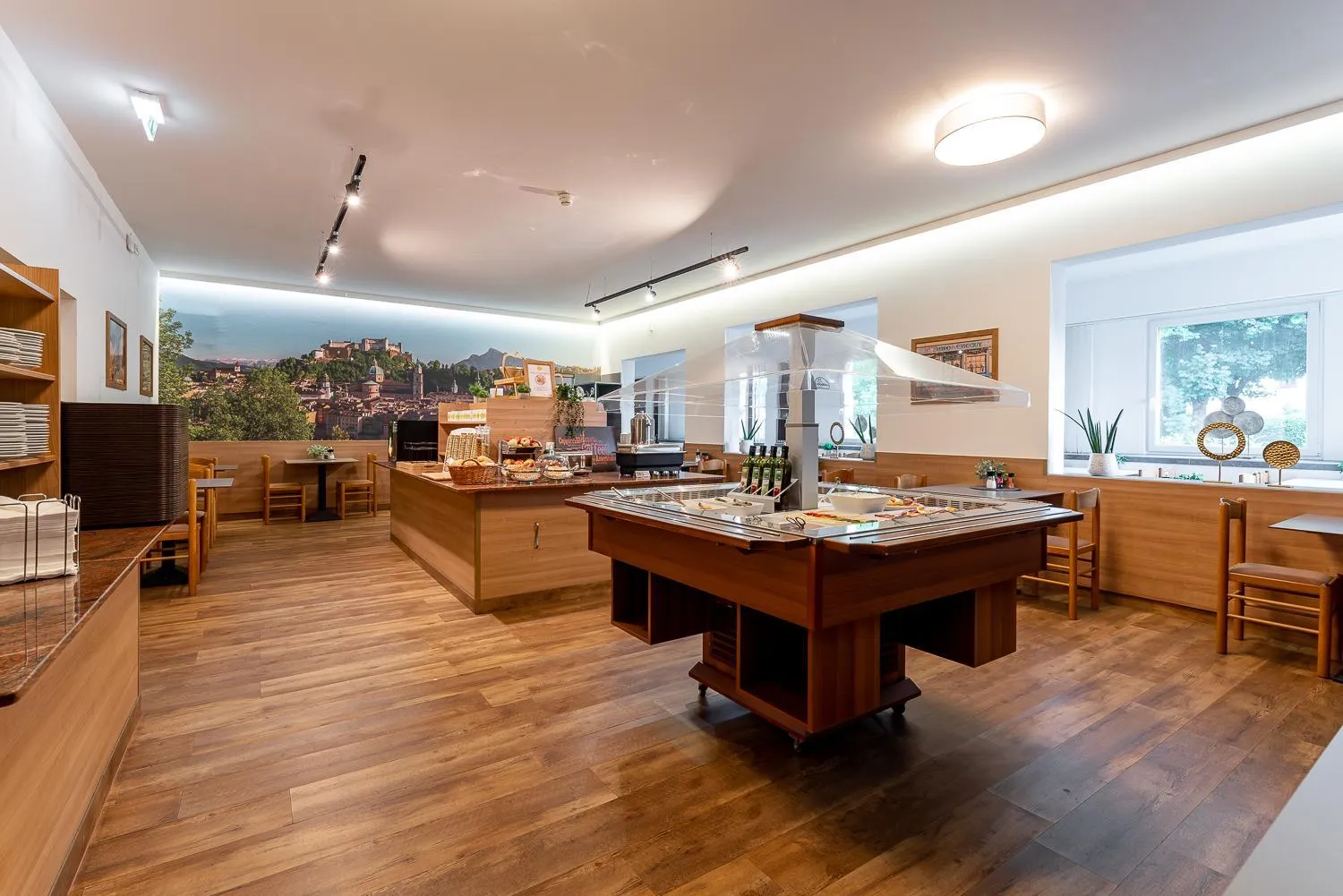 Buffet breakfast in OEKOTEL Salzburg Messe