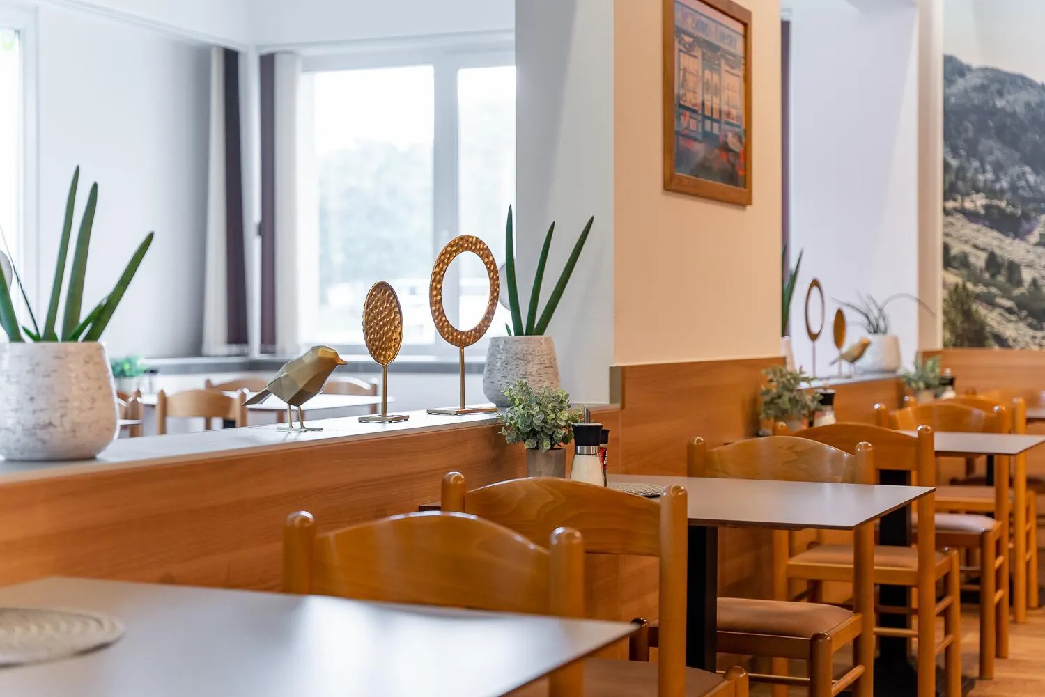 Breakfast in OEKOTEL Salzburg Messe