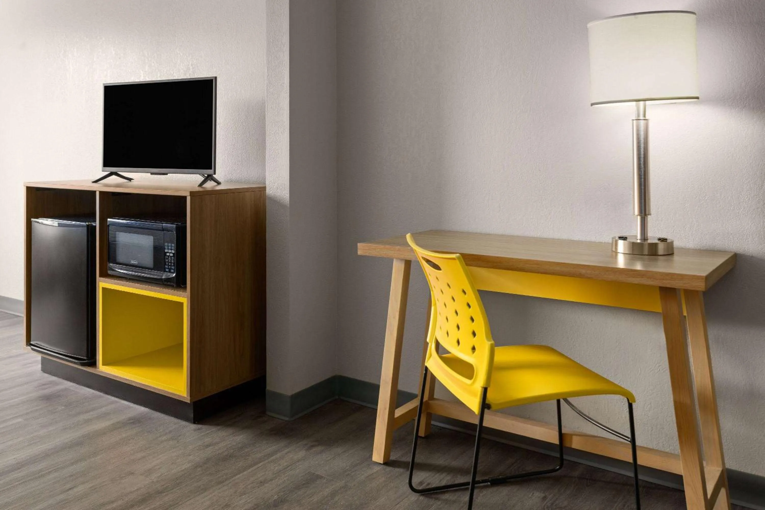 Photo of the whole room in Days Inn & Suites by Wyndham Albany