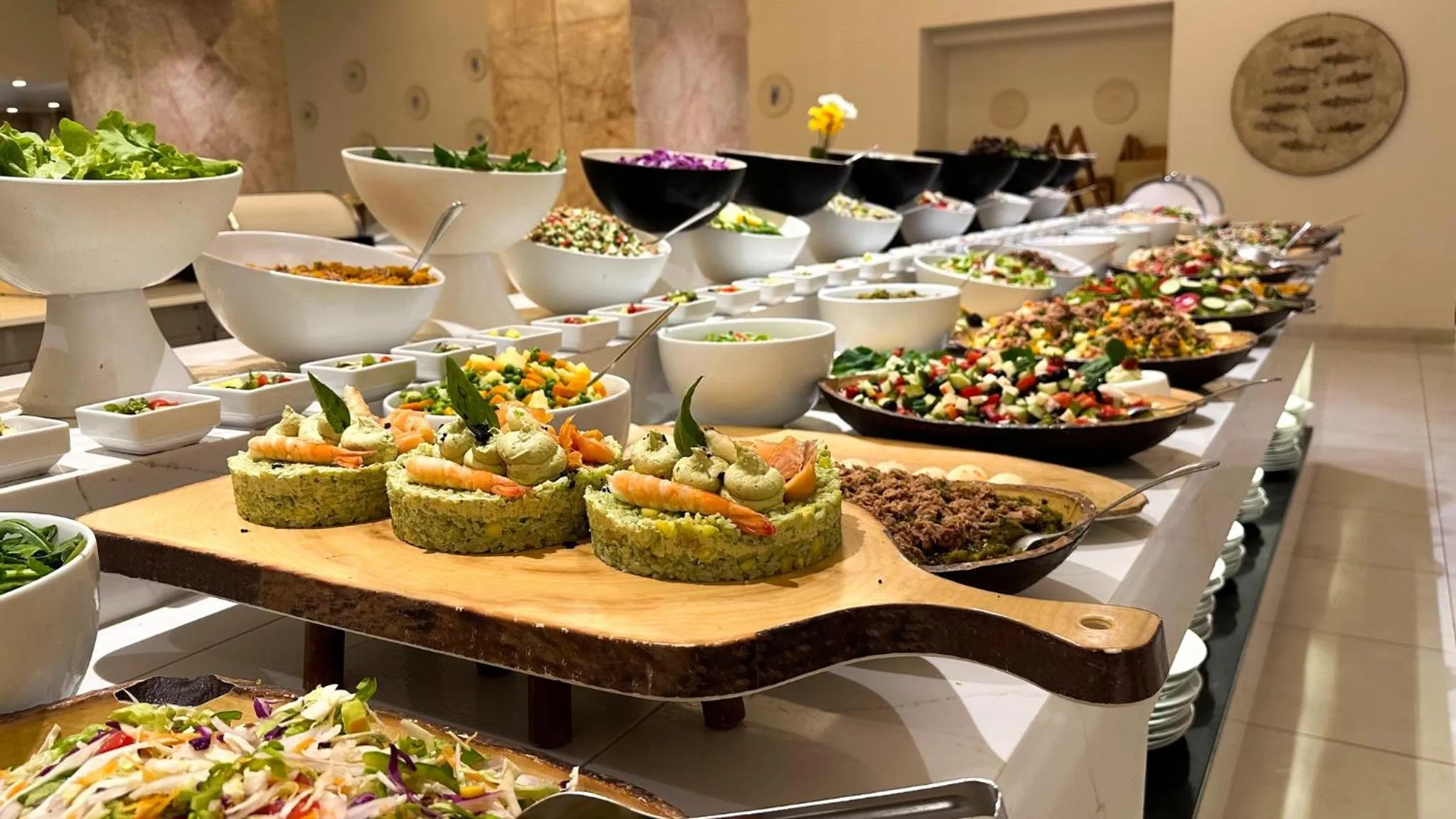 Restaurant/places to eat in Royal Azur Thalassa