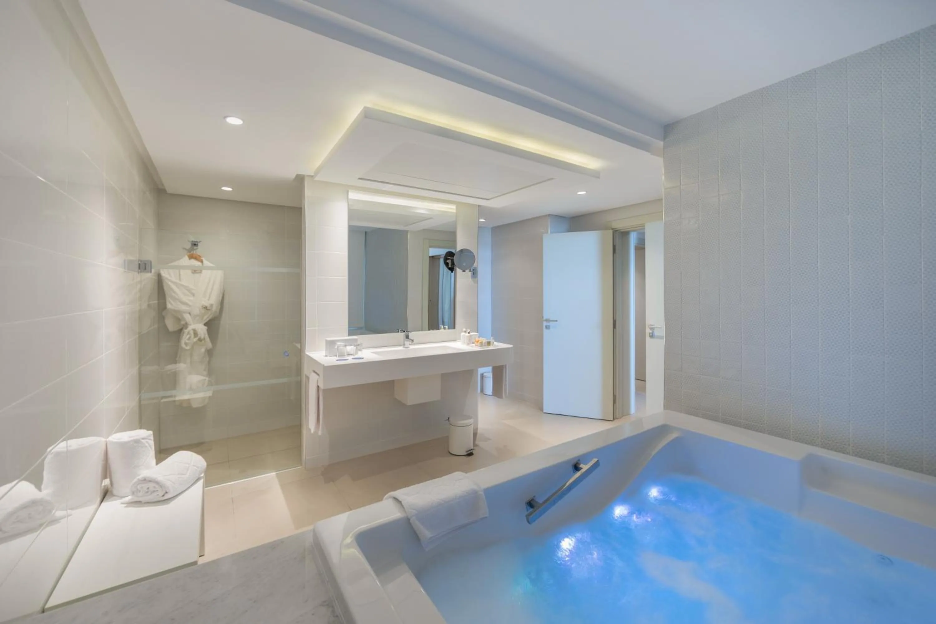 Sauna in Royal Azur Thalassa