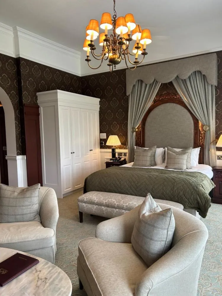 Bedroom, Bed in Cabra Castle Hotel