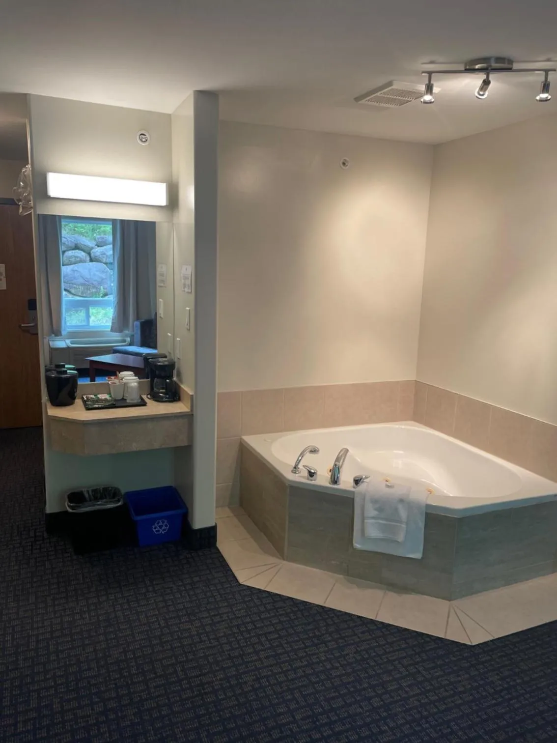 Super 8 by Wyndham Sainte Agathe Des Monts