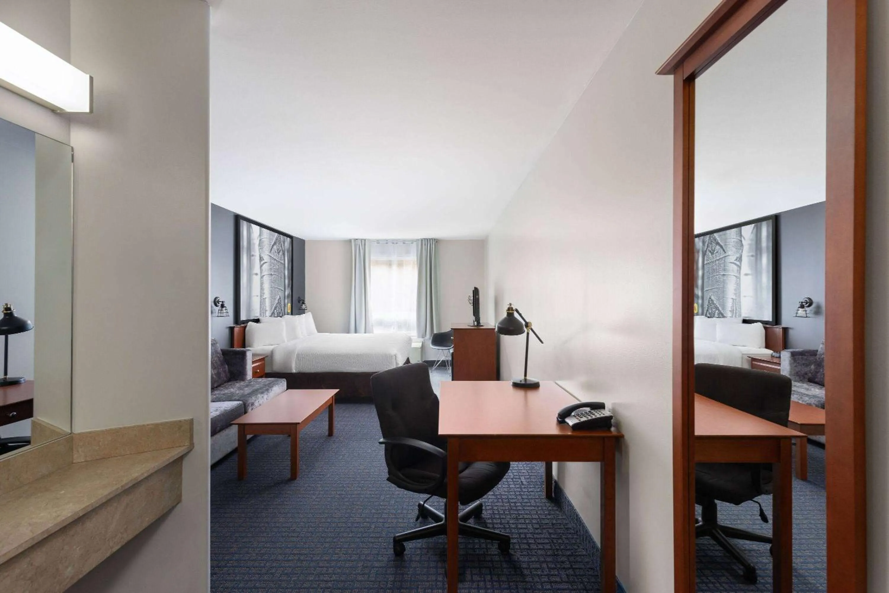 Bath, Bed in Super 8 by Wyndham Sainte Agathe Des Monts