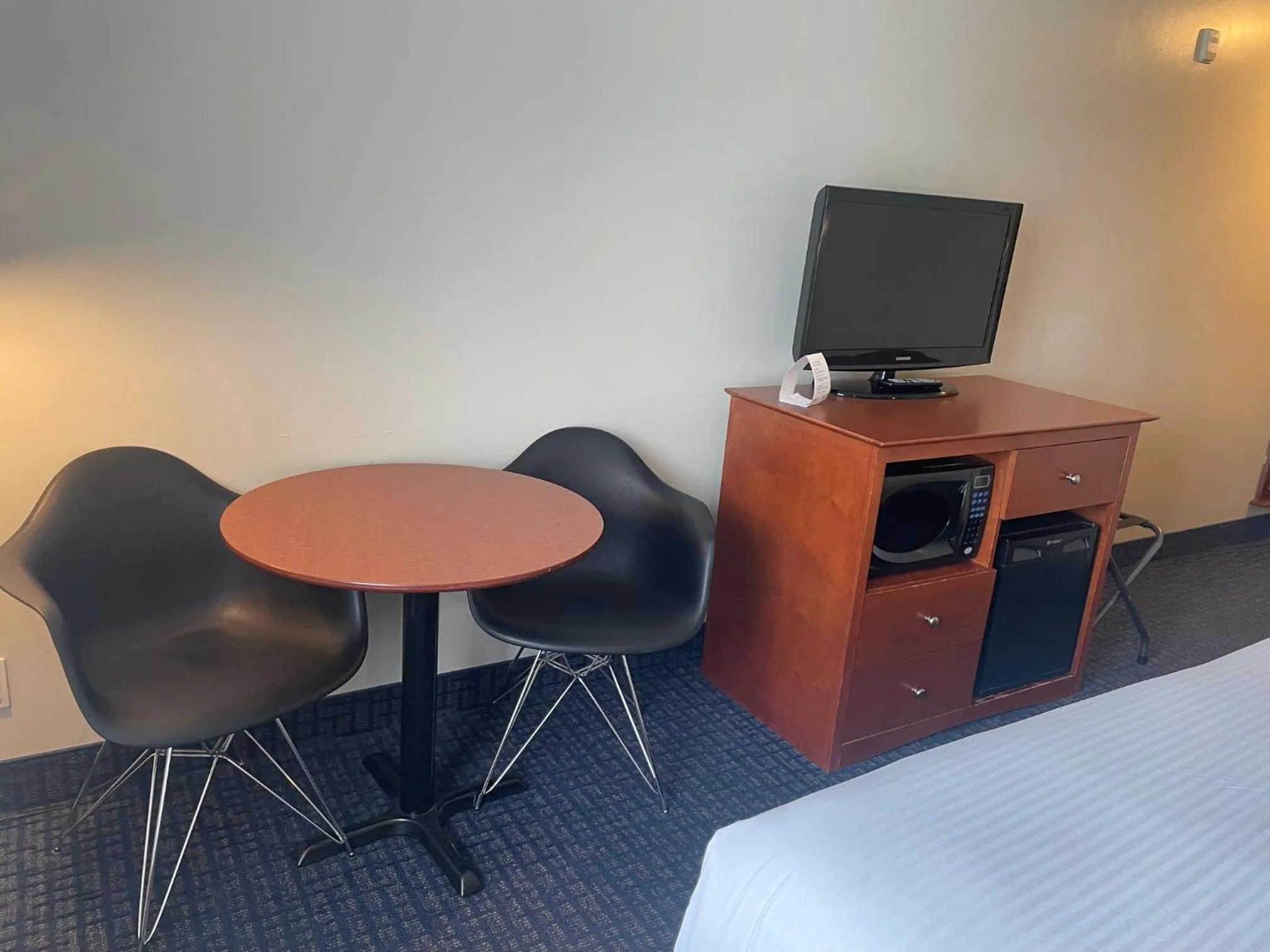 TV and multimedia in Super 8 by Wyndham Sainte Agathe Des Monts