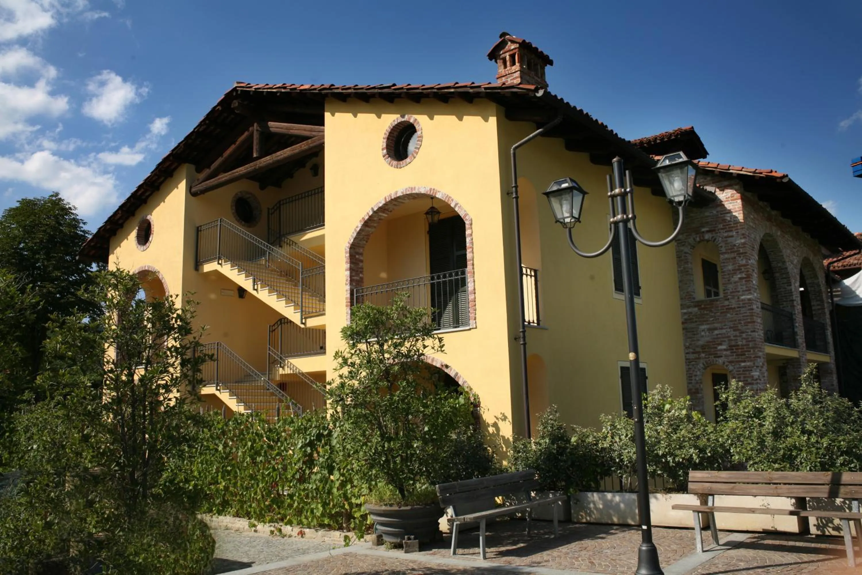 Facade/entrance in Hotel Barolo