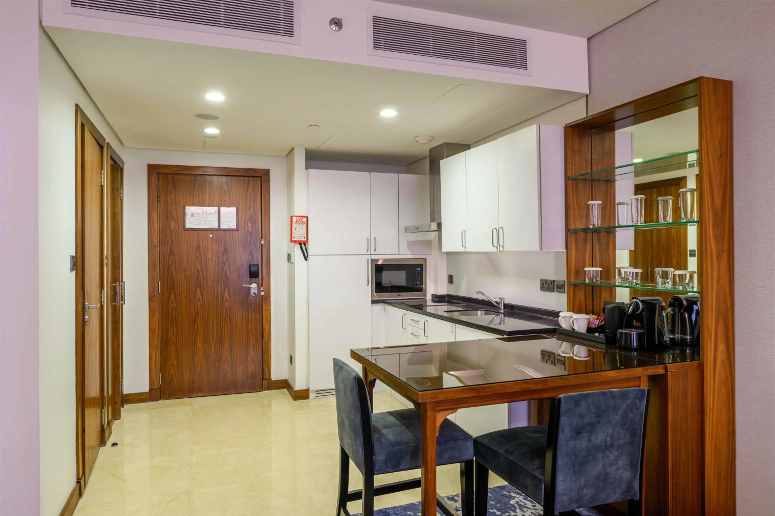 Kitchen or kitchenette in Al Andalus Mall Hotel Jeddah