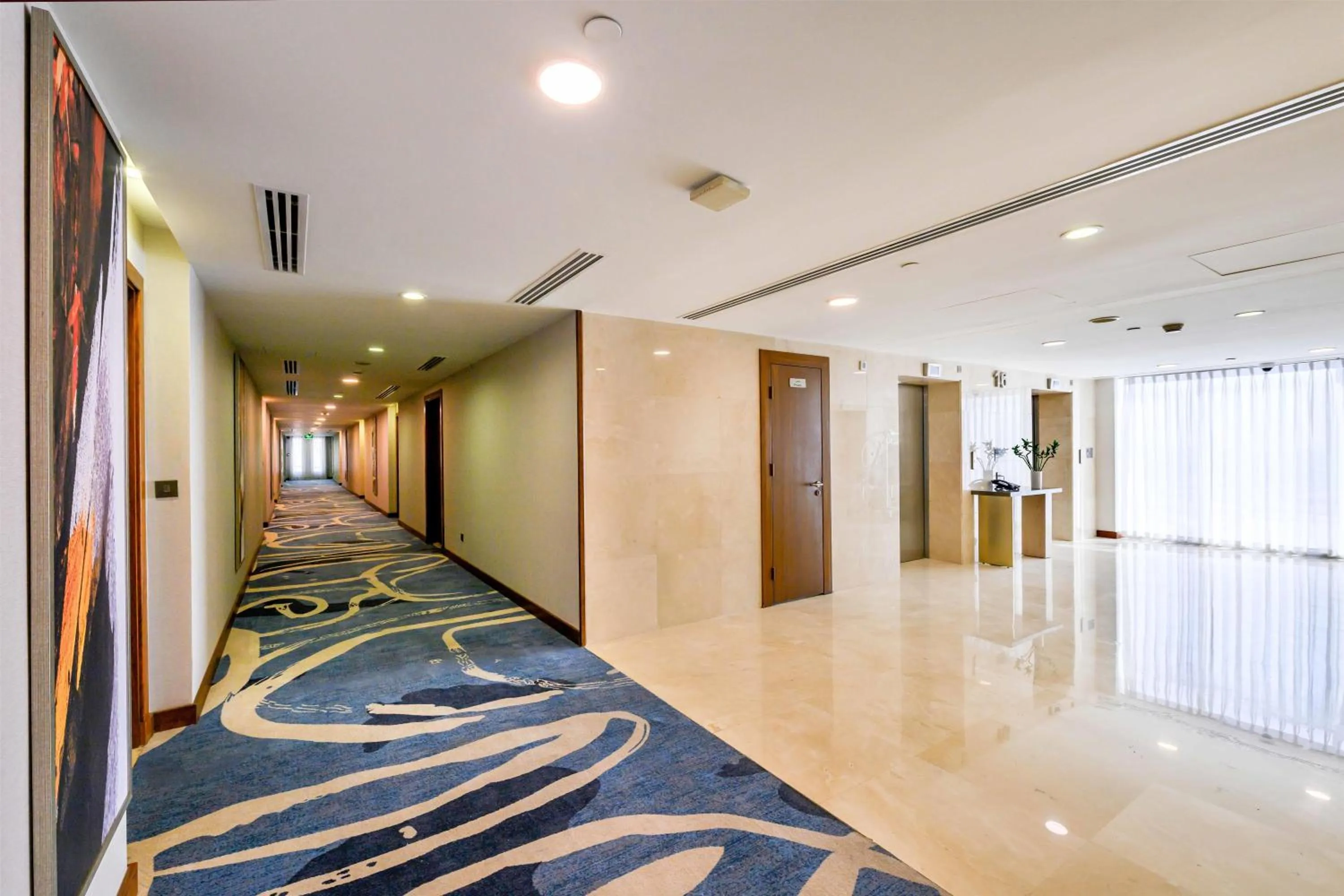 Lobby or reception in DoubleTree by Hilton Jeddah - Alandalus Mall