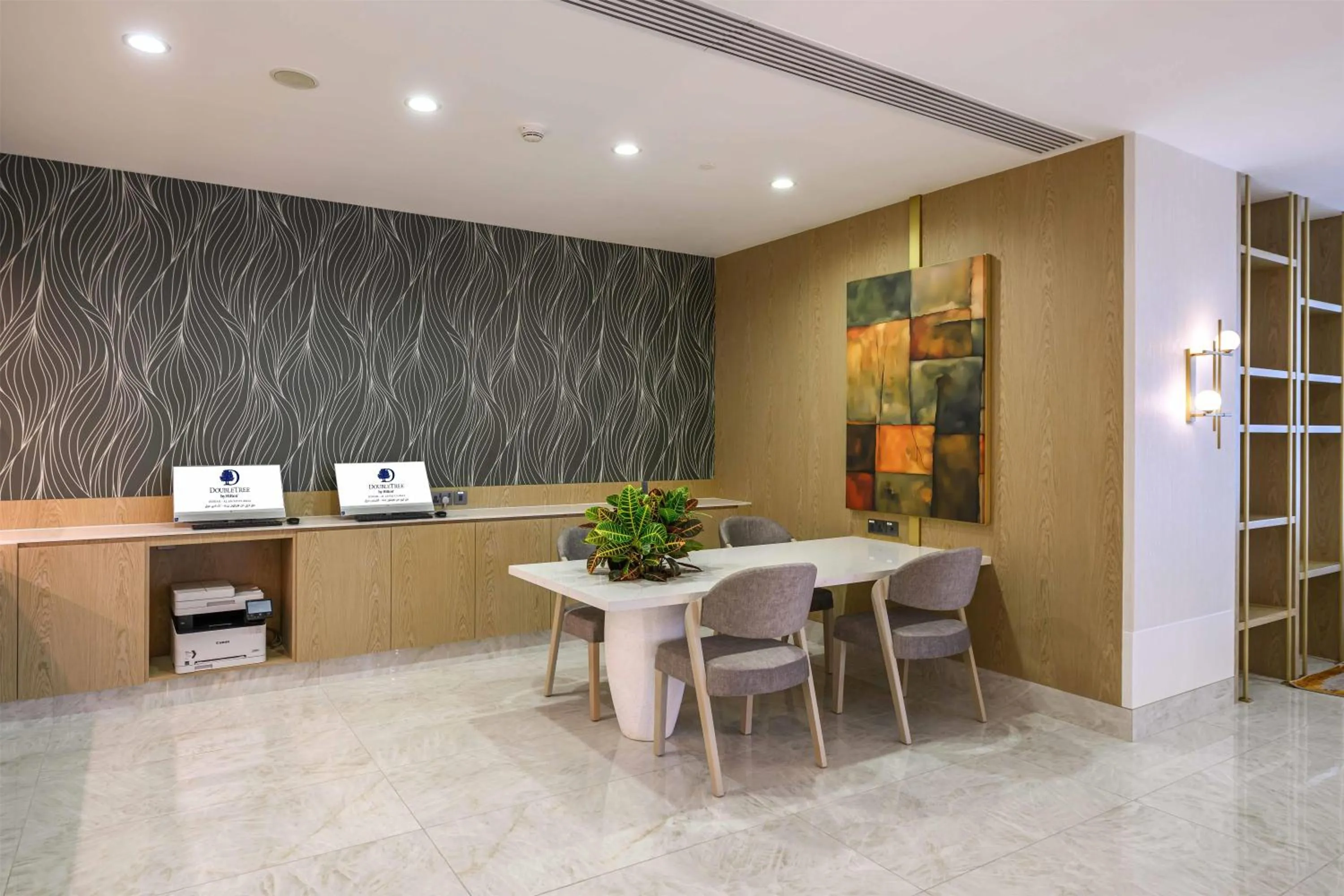 Business facilities in DoubleTree by Hilton Jeddah - Alandalus Mall