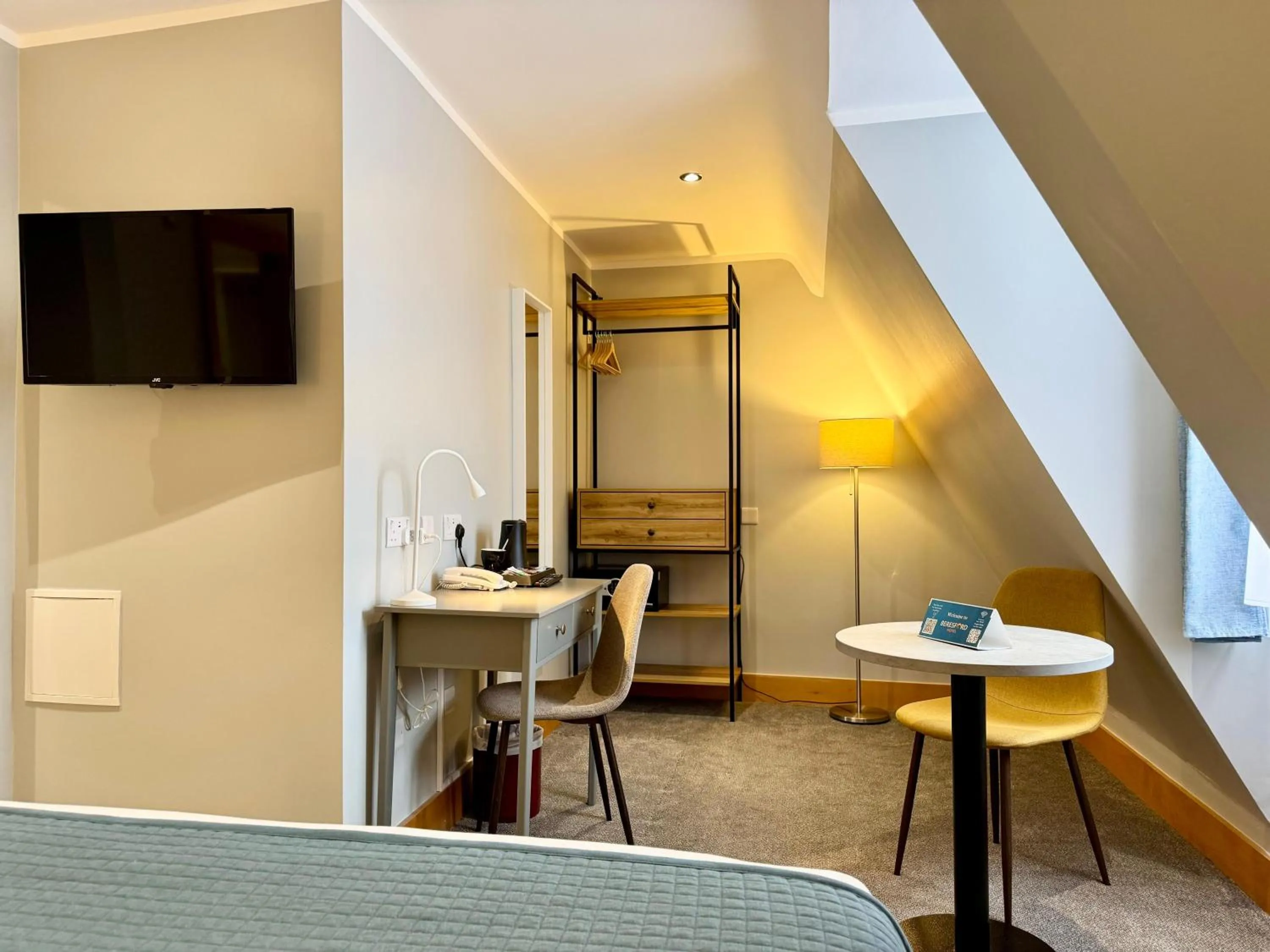 Bedroom in Beresford Hotel