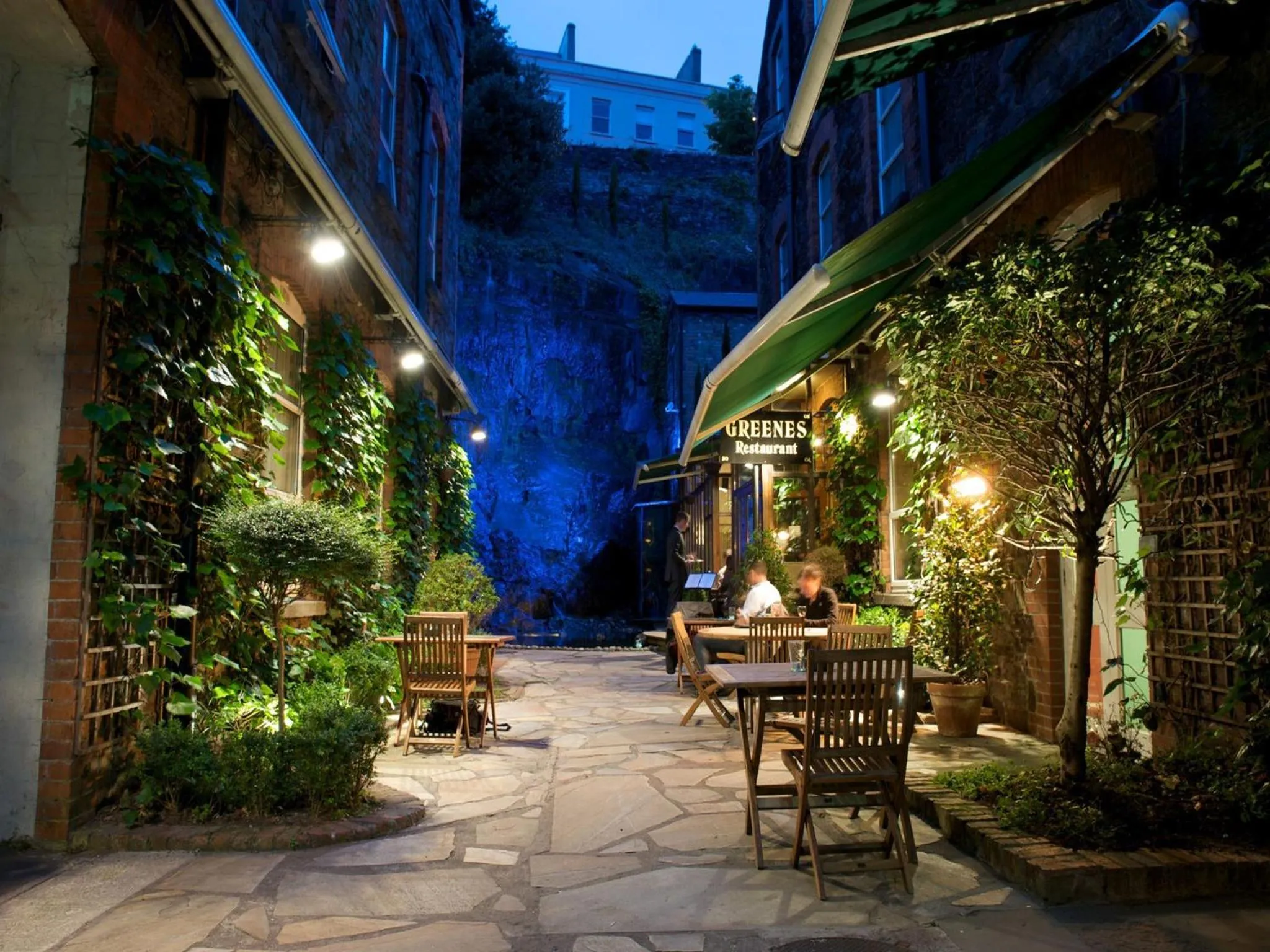 Restaurant/places to eat in Hotel Isaacs Cork City