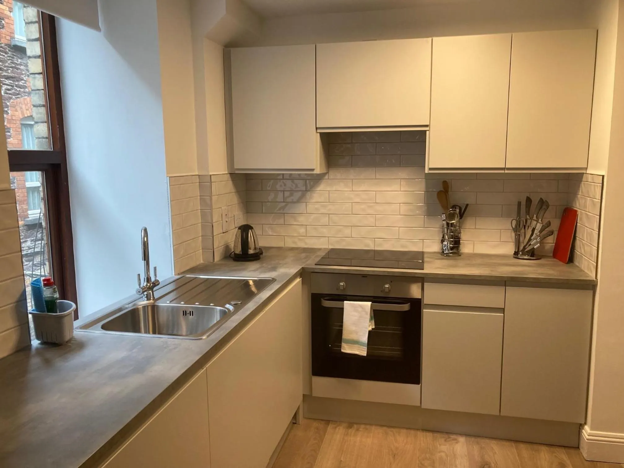 Kitchen or kitchenette in Hotel Isaacs Cork City