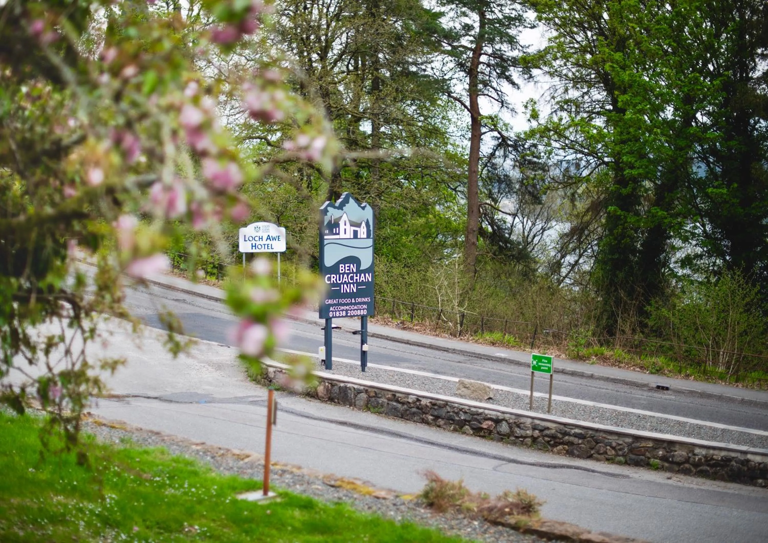 Street view in Ben Cruachan Inn - Restaurant, Pub with Rooms