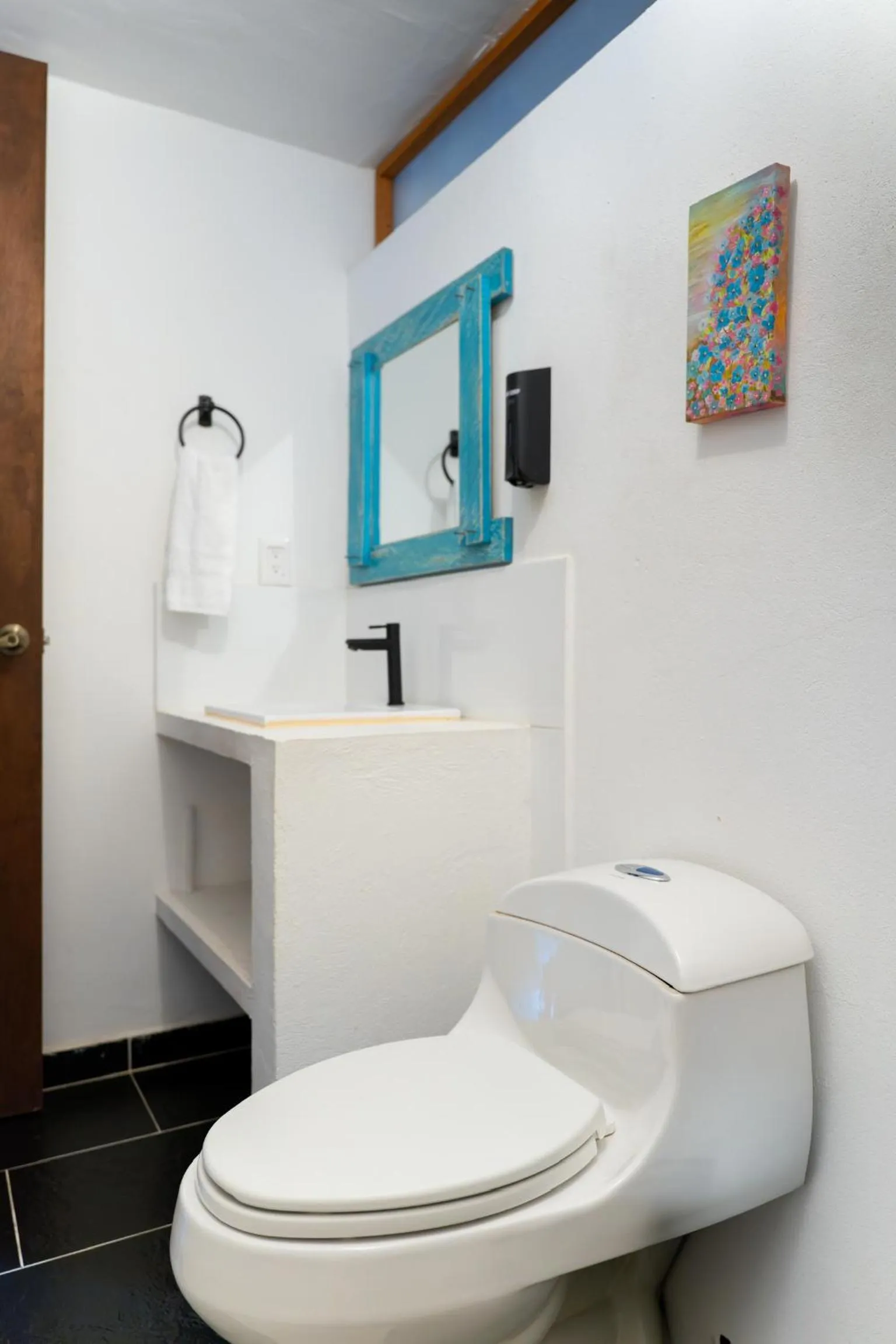 Bathroom in Traveler Hostel