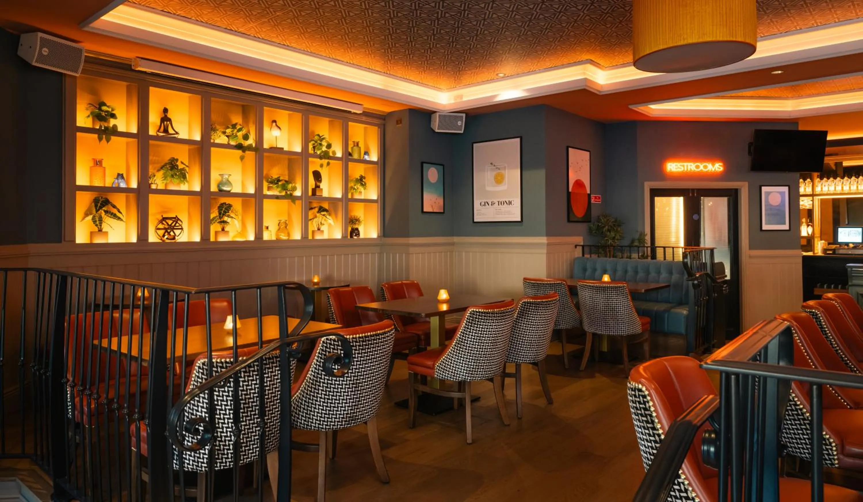 Lounge or bar in Grand Canal Hotel