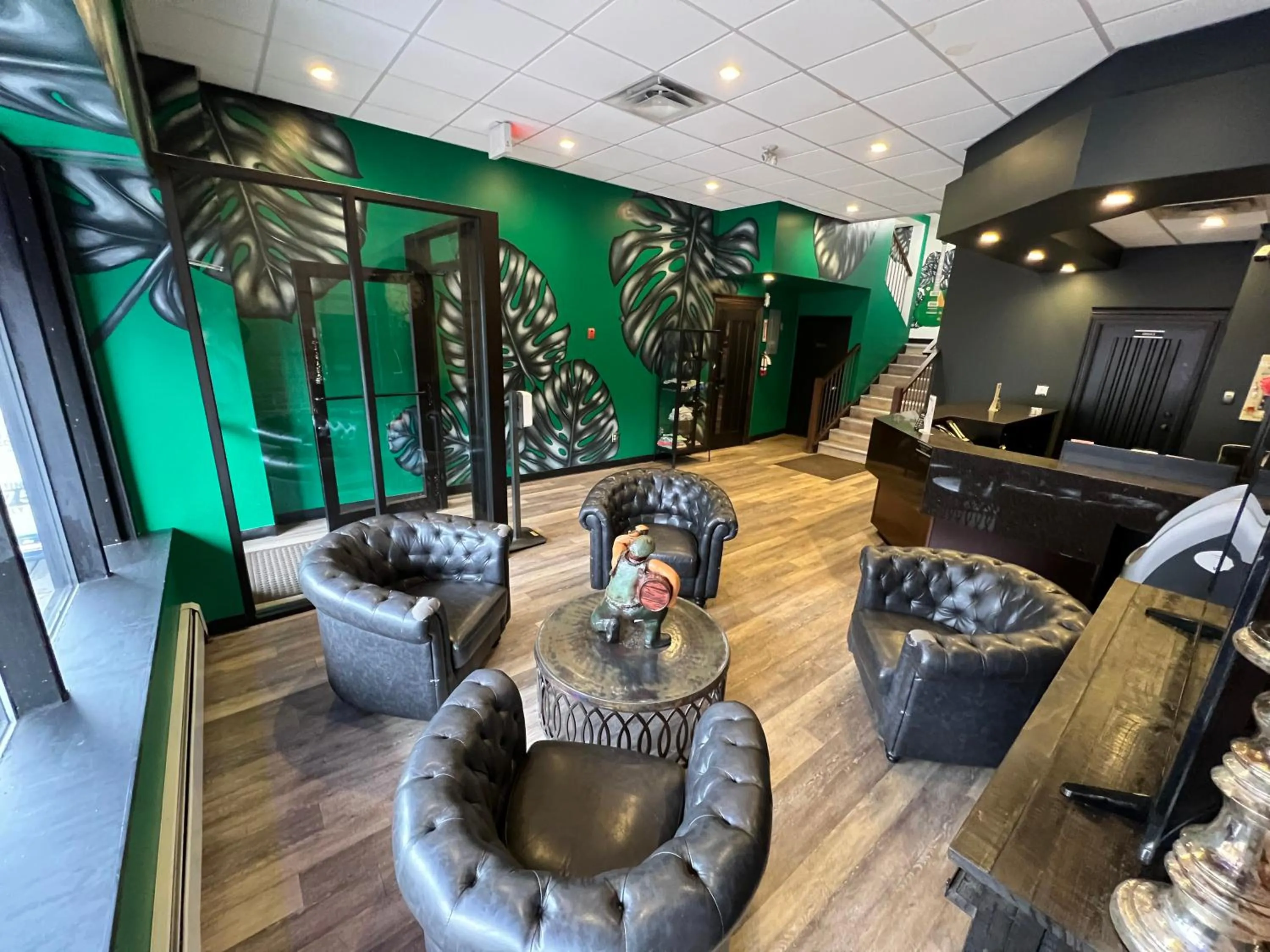 Lobby or reception in Commercial Hotel