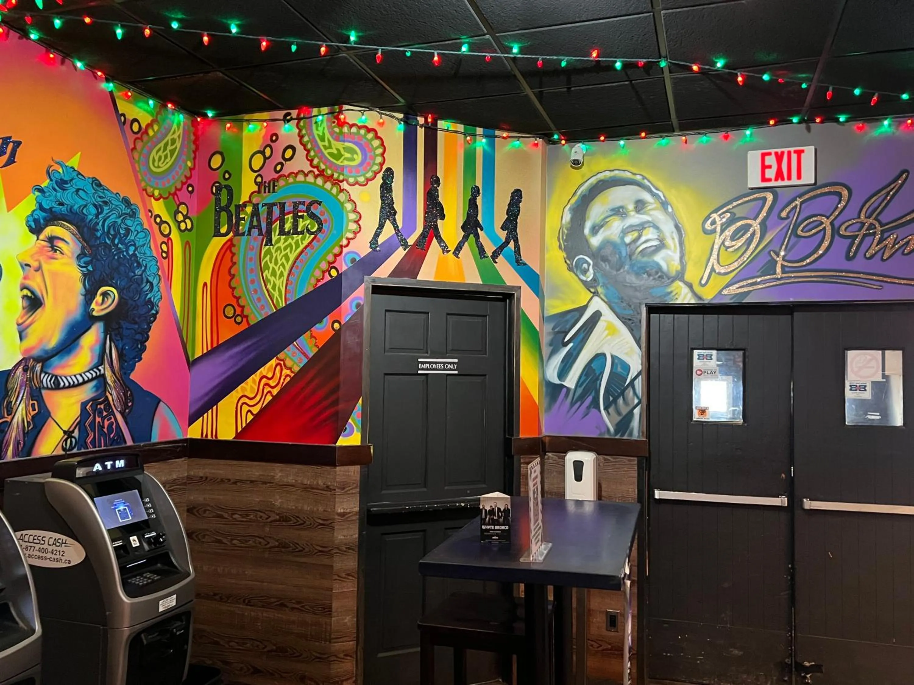 Lounge or bar in Commercial Hotel