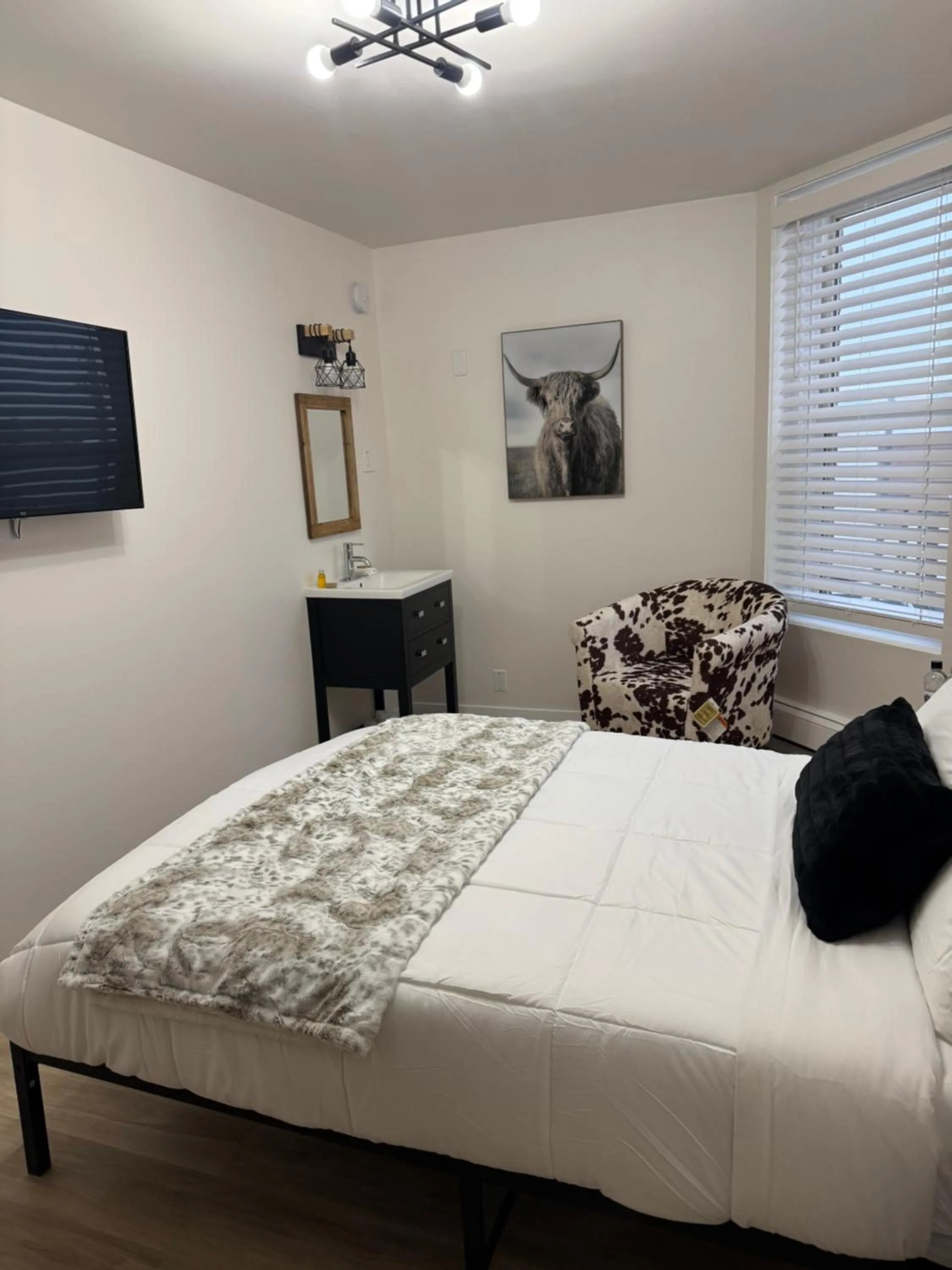 Bed in Commercial Hotel