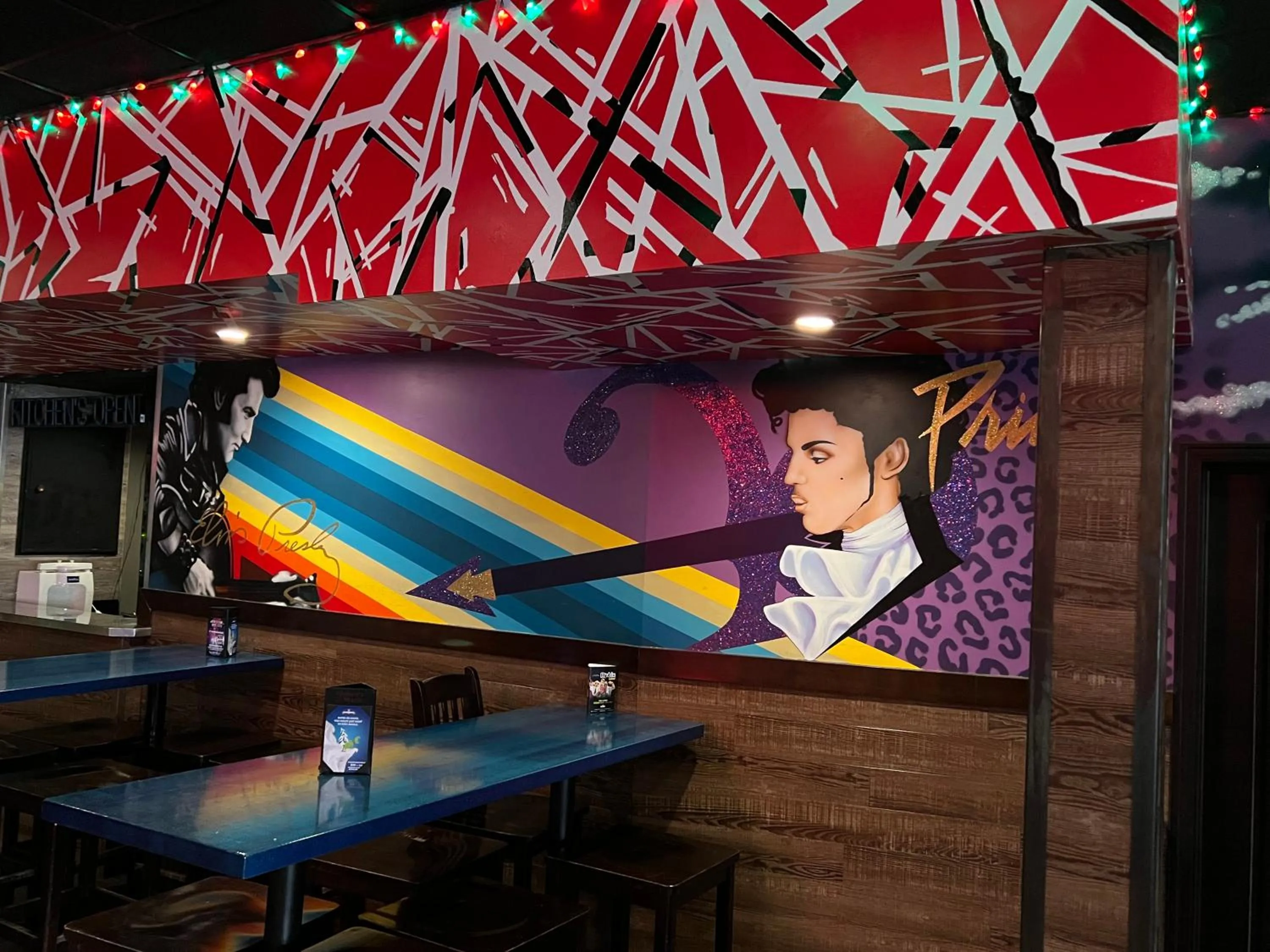 Lounge or bar in Commercial Hotel