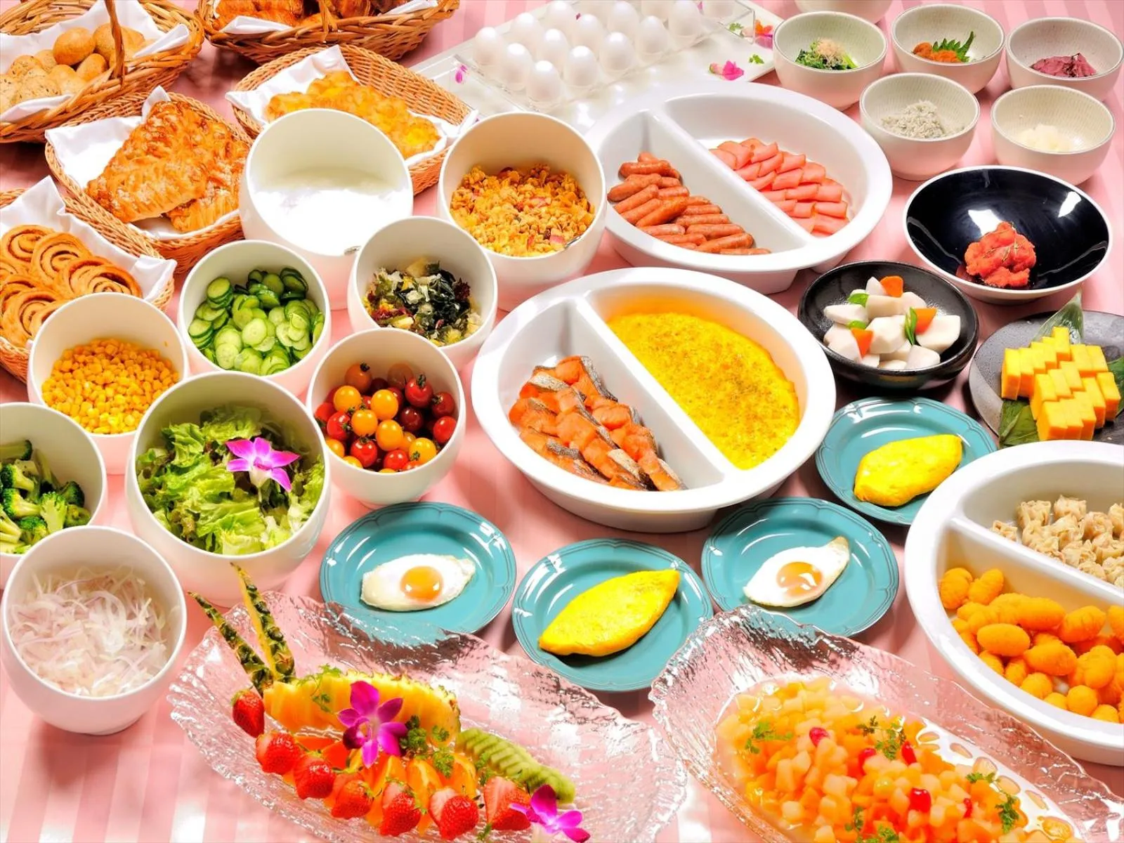 Buffet breakfast in Garden hotel Shiunkaku Higashimatsuyama