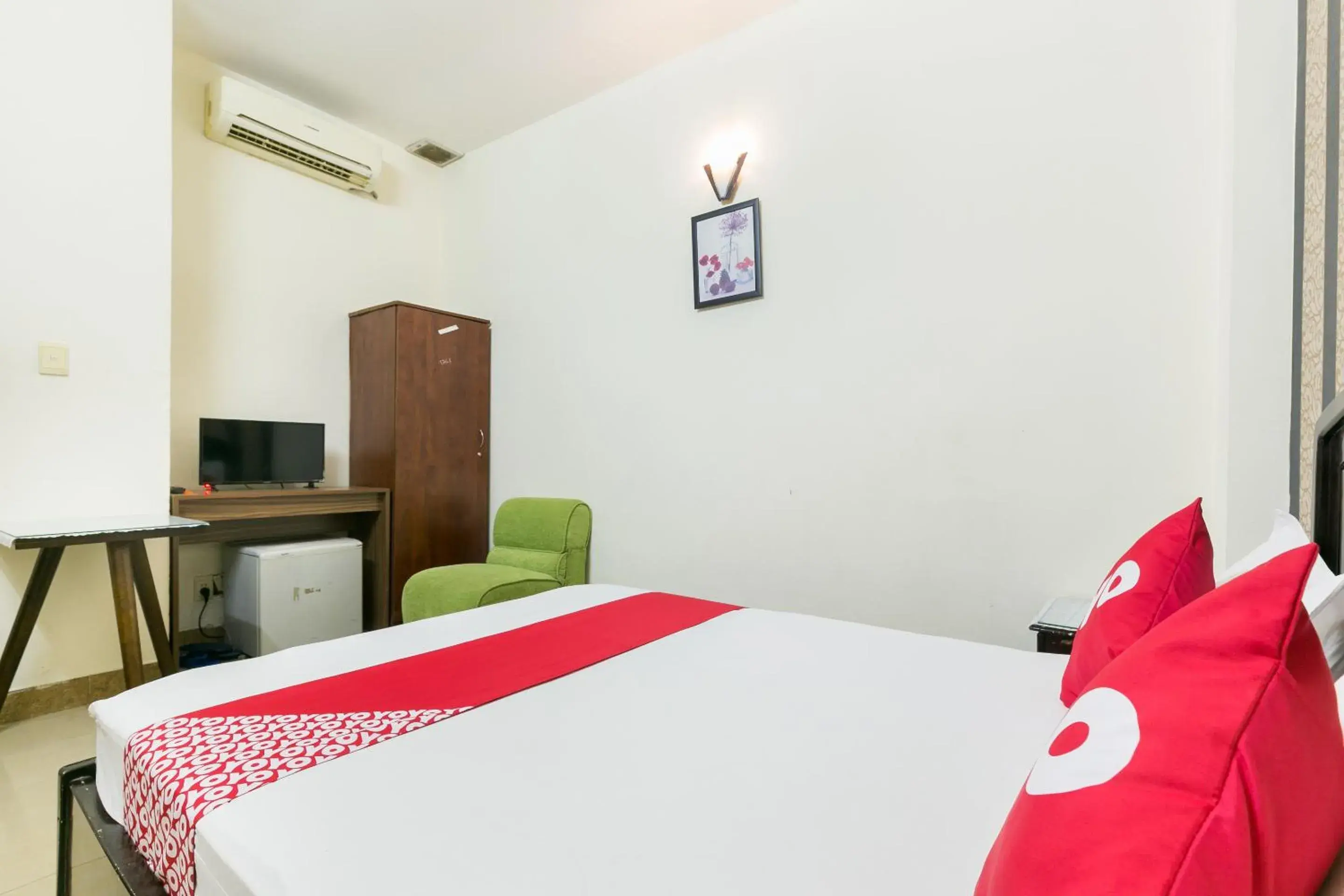 Standard Double Room in Aqua Kim Long Hotel Standard Double Room in Aqua Kim Long Hotel