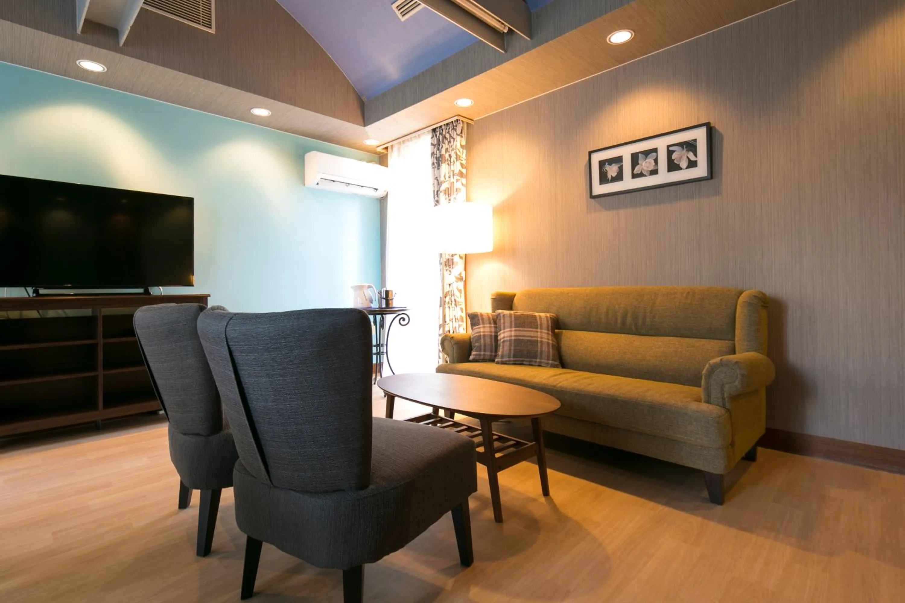 Photo of the whole room in Sundance Resort Izukogen ANNEX