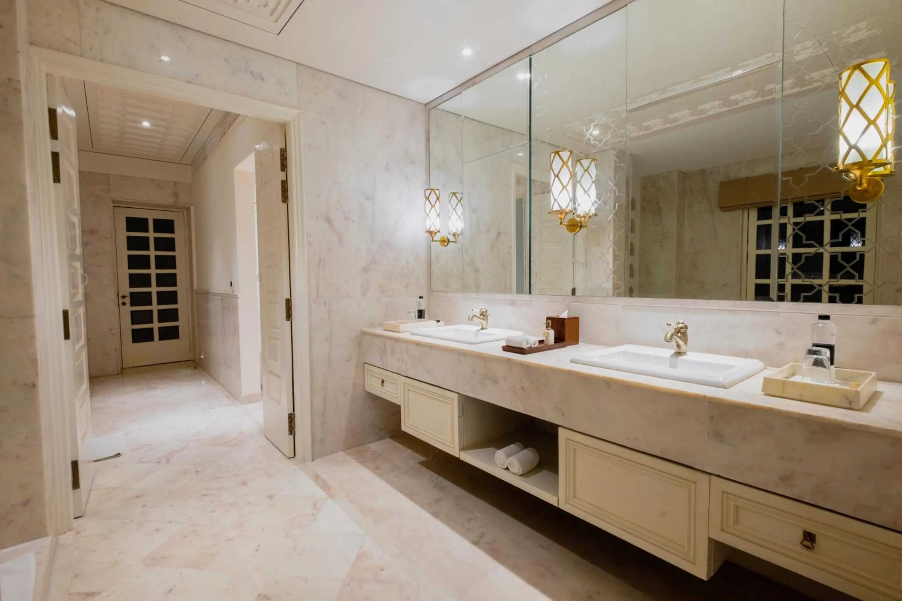 Bathroom in Alila Fort Bishangarh Jaipur - A Hyatt Brand